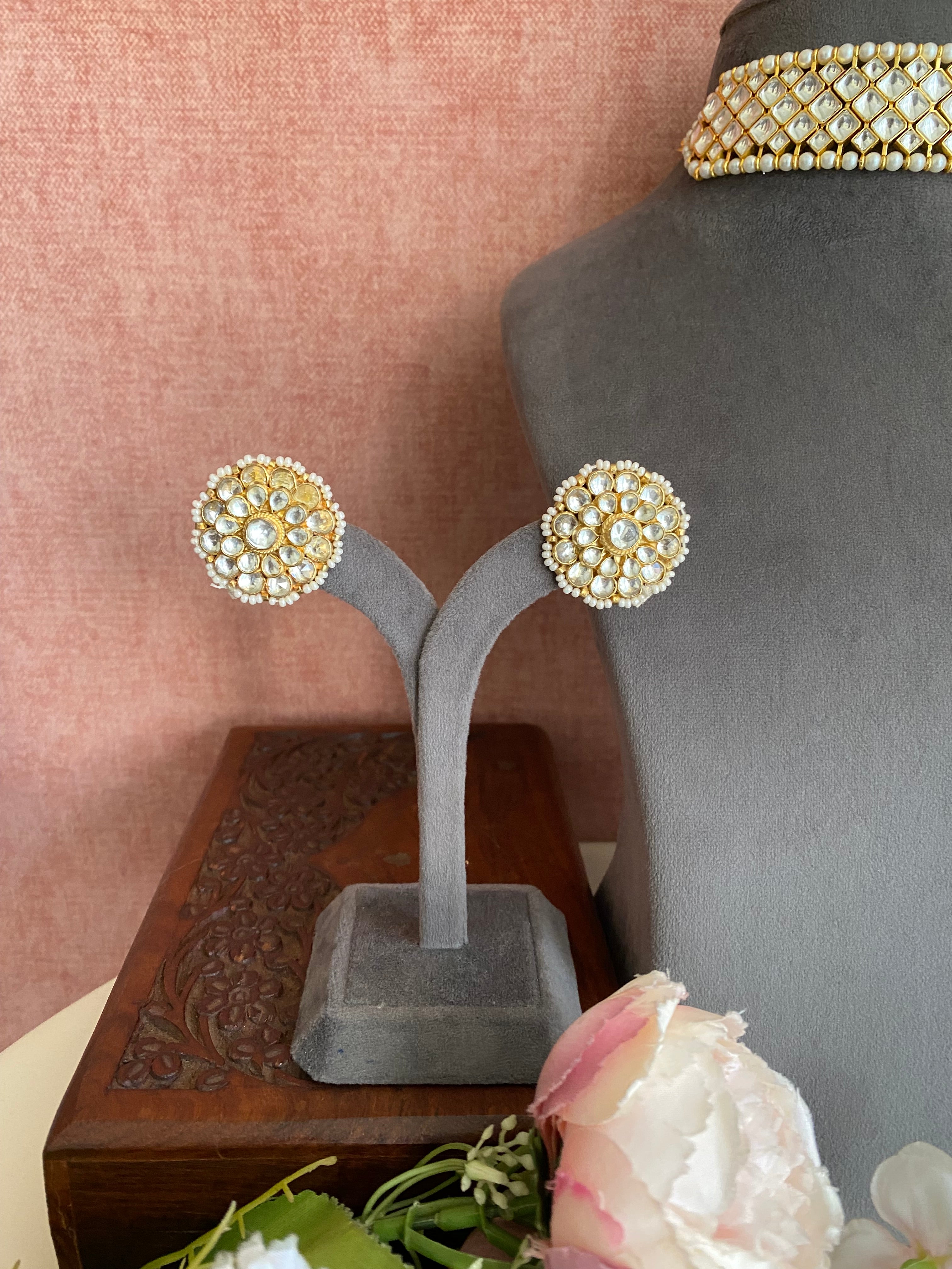 Gold Plated kundan Choker set