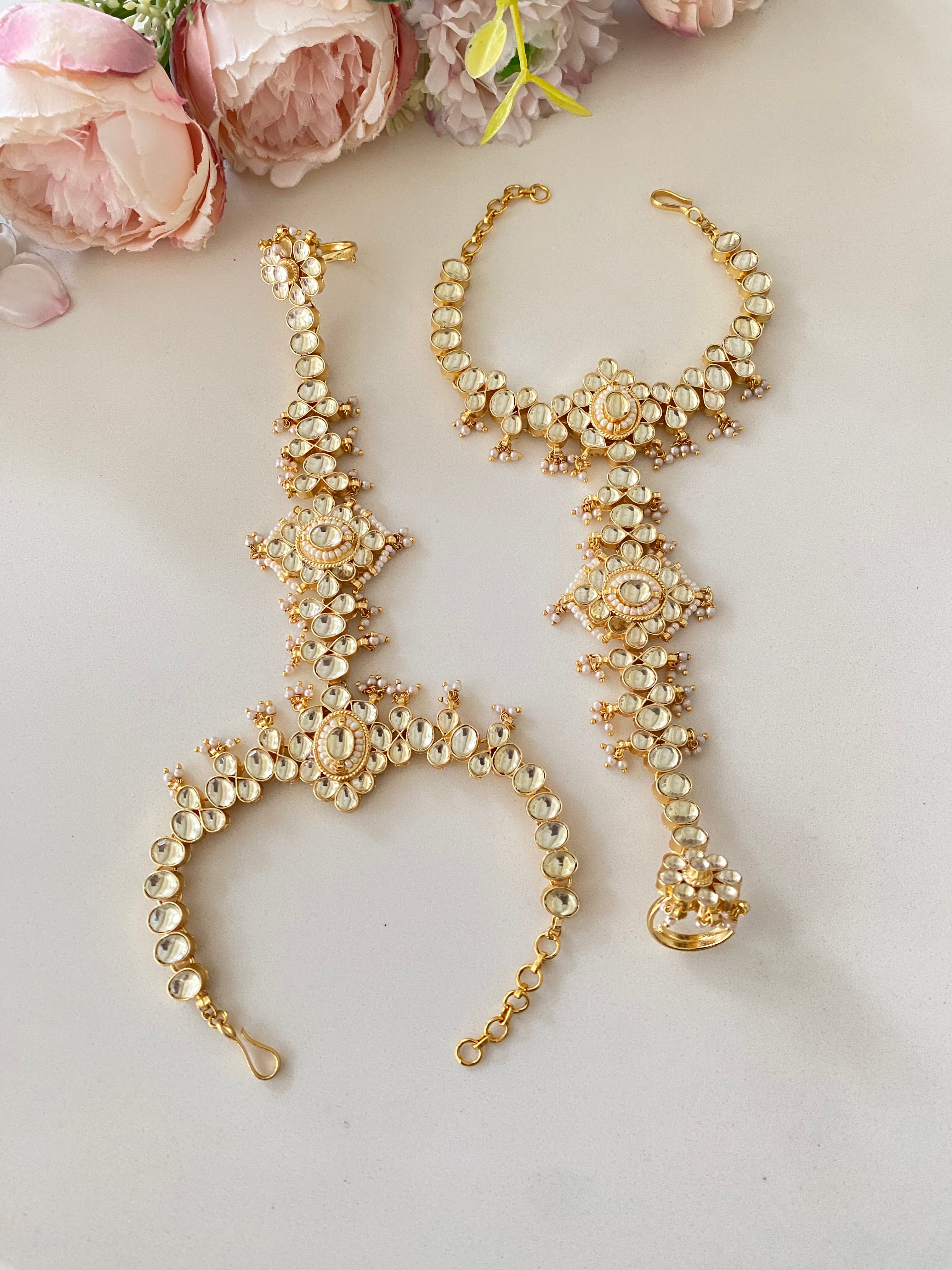 Gold plated Kundan Pearl Hathphool