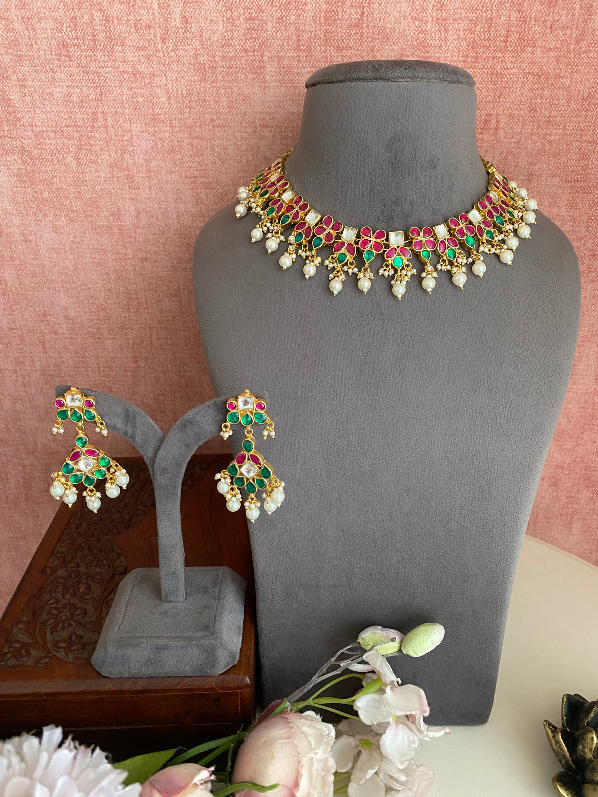 Gold plated Kundan Necklace Set