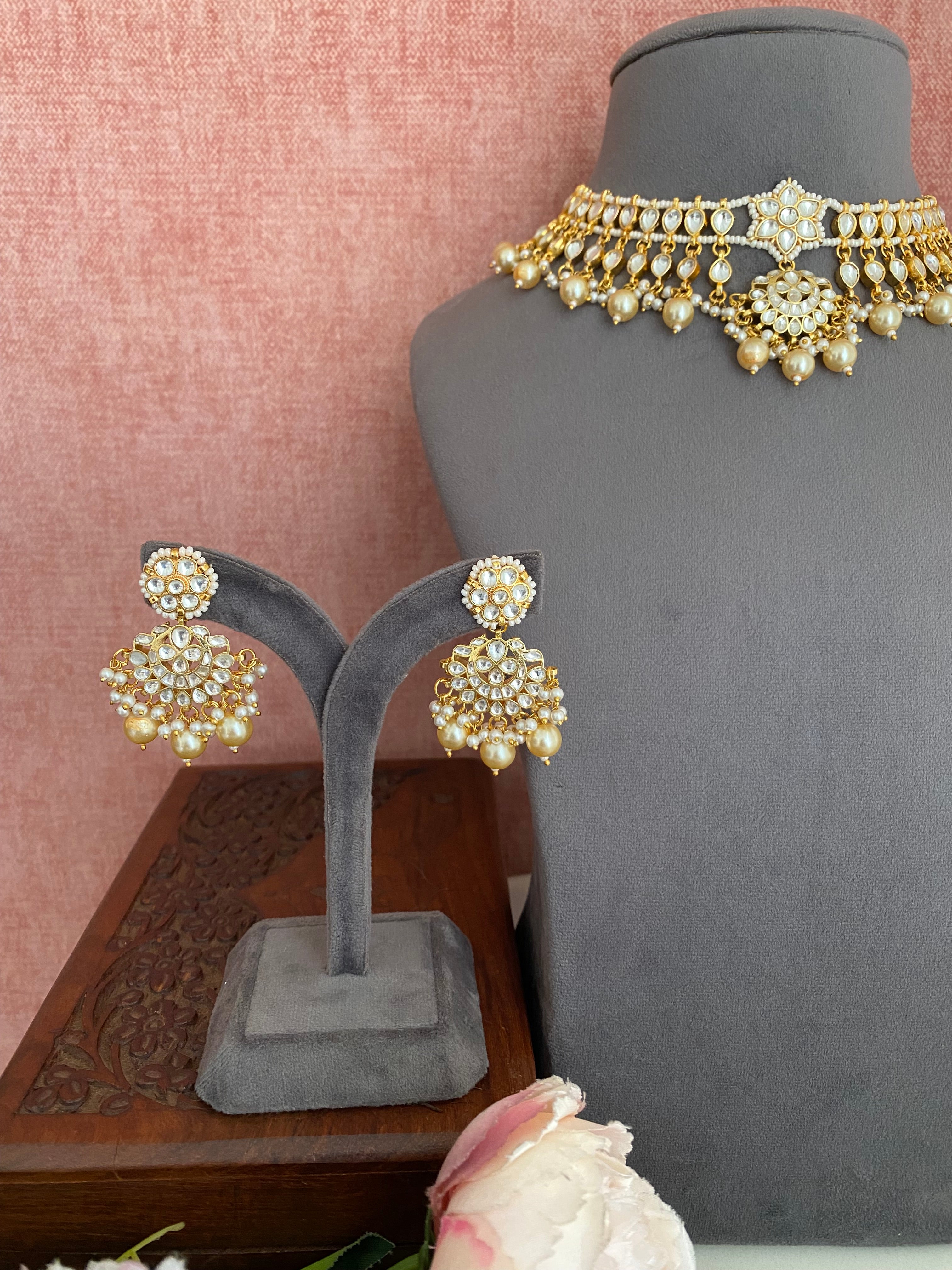 Gold plated Kundan Choker Set in pearl drops