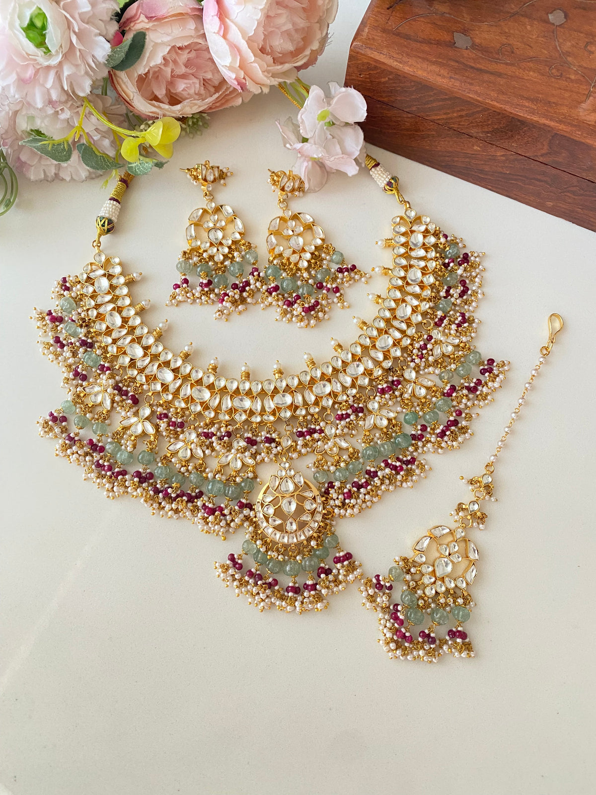 Gold plated Kundan Necklace Set