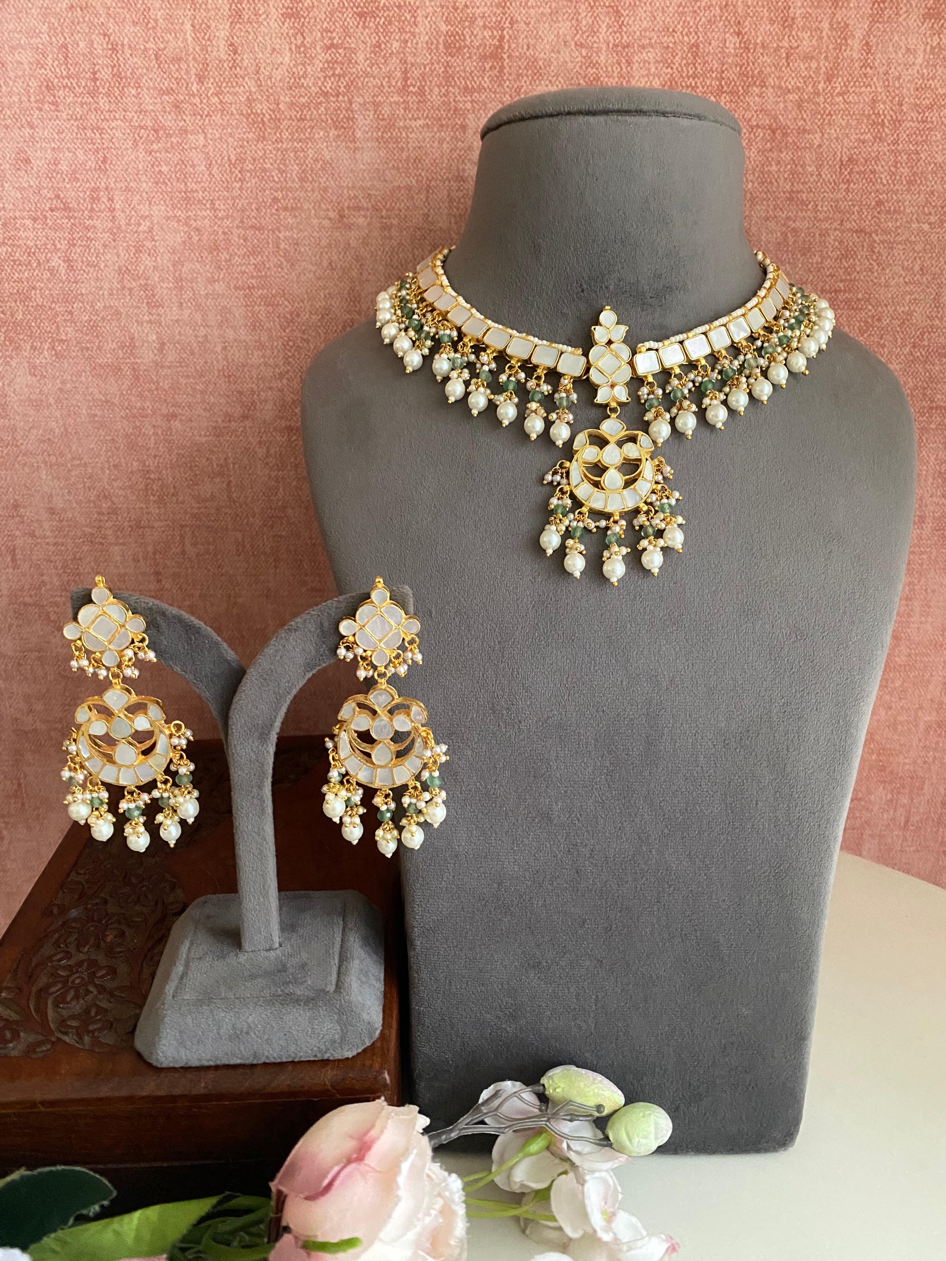 Mother Of pearl Necklace set