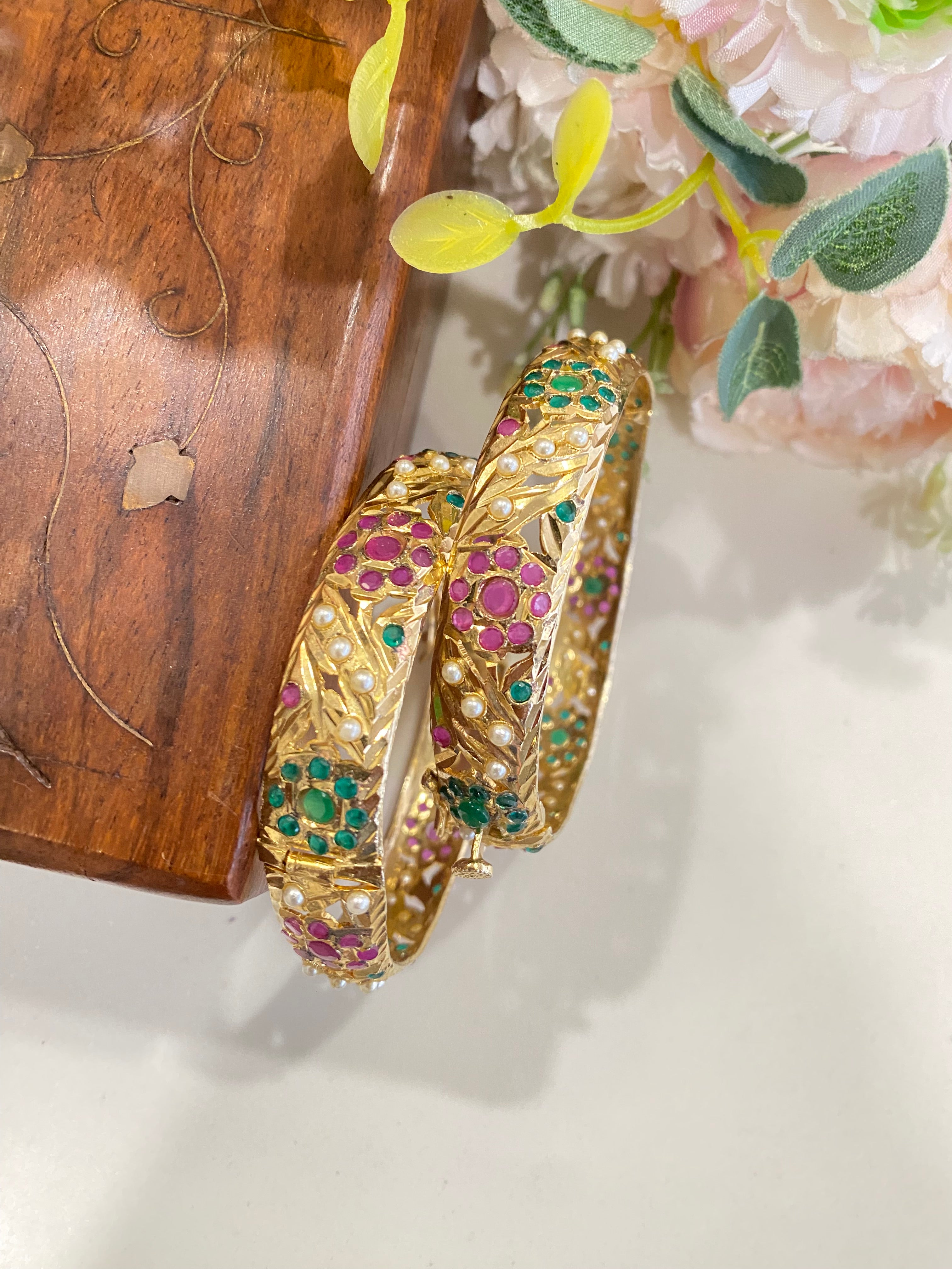 Amritsari Jadau Gold Plated Multicolor Bangles