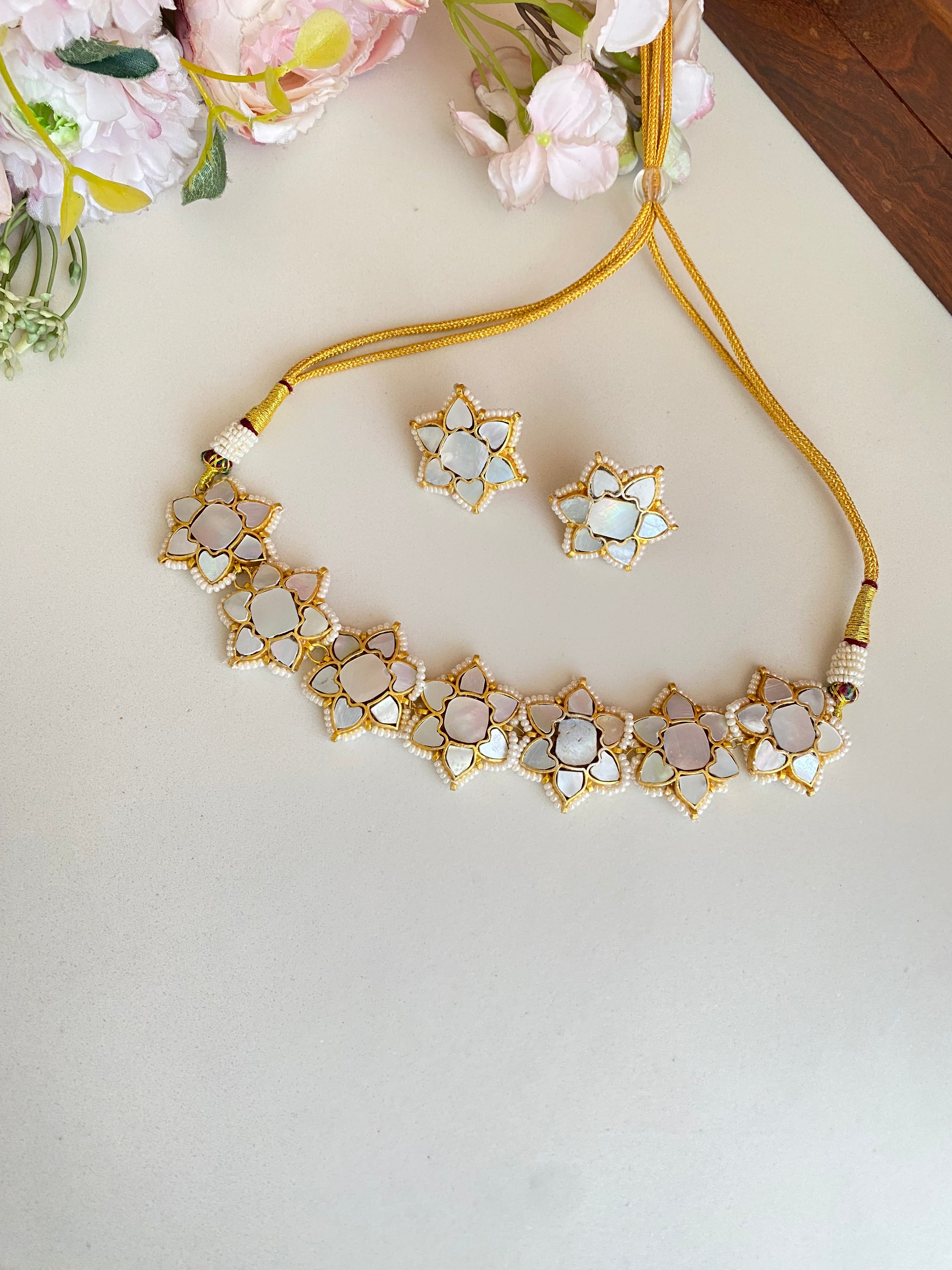 Mother of Pearl Choker set