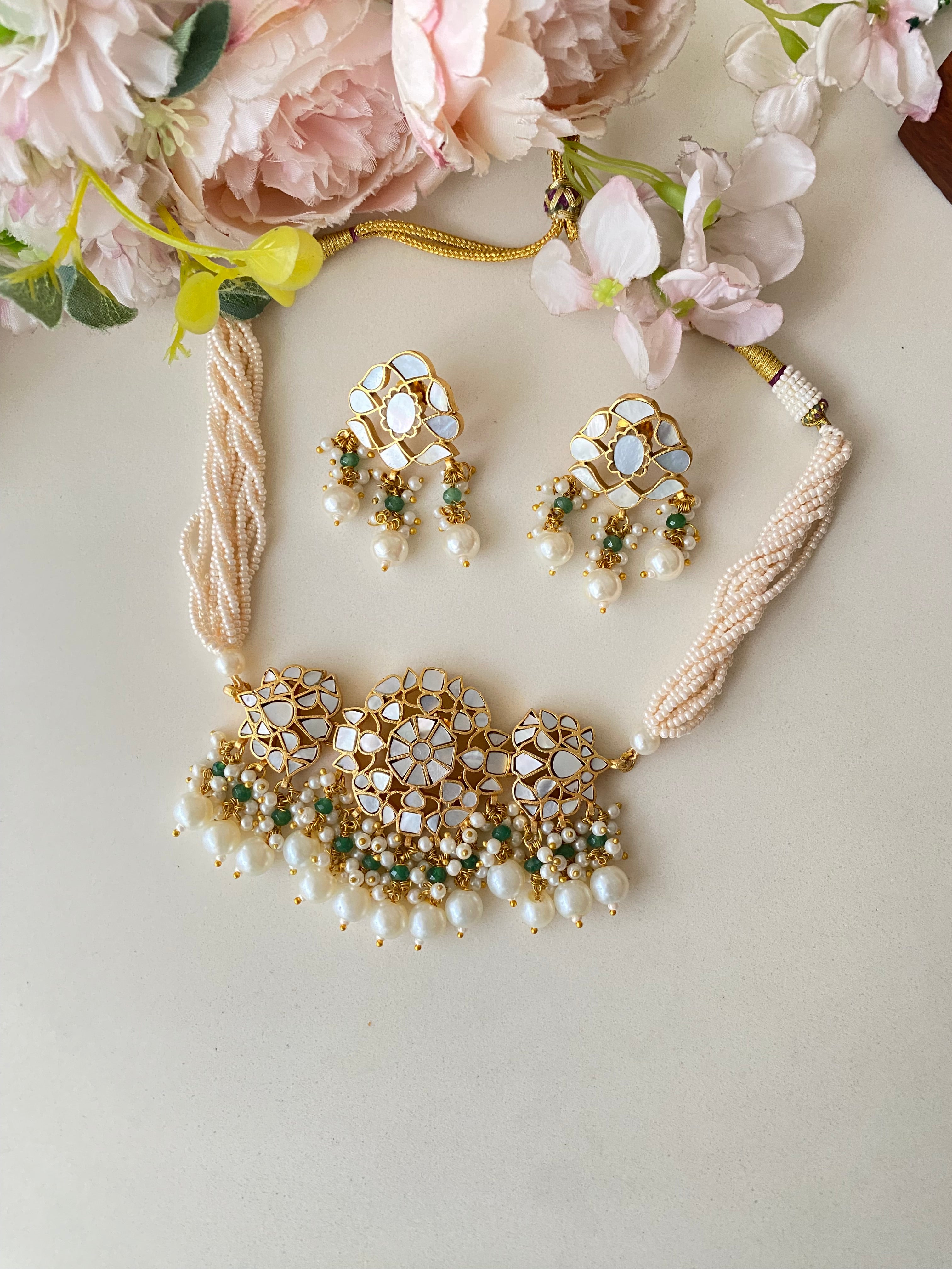 Mother of Pearl Choker Set