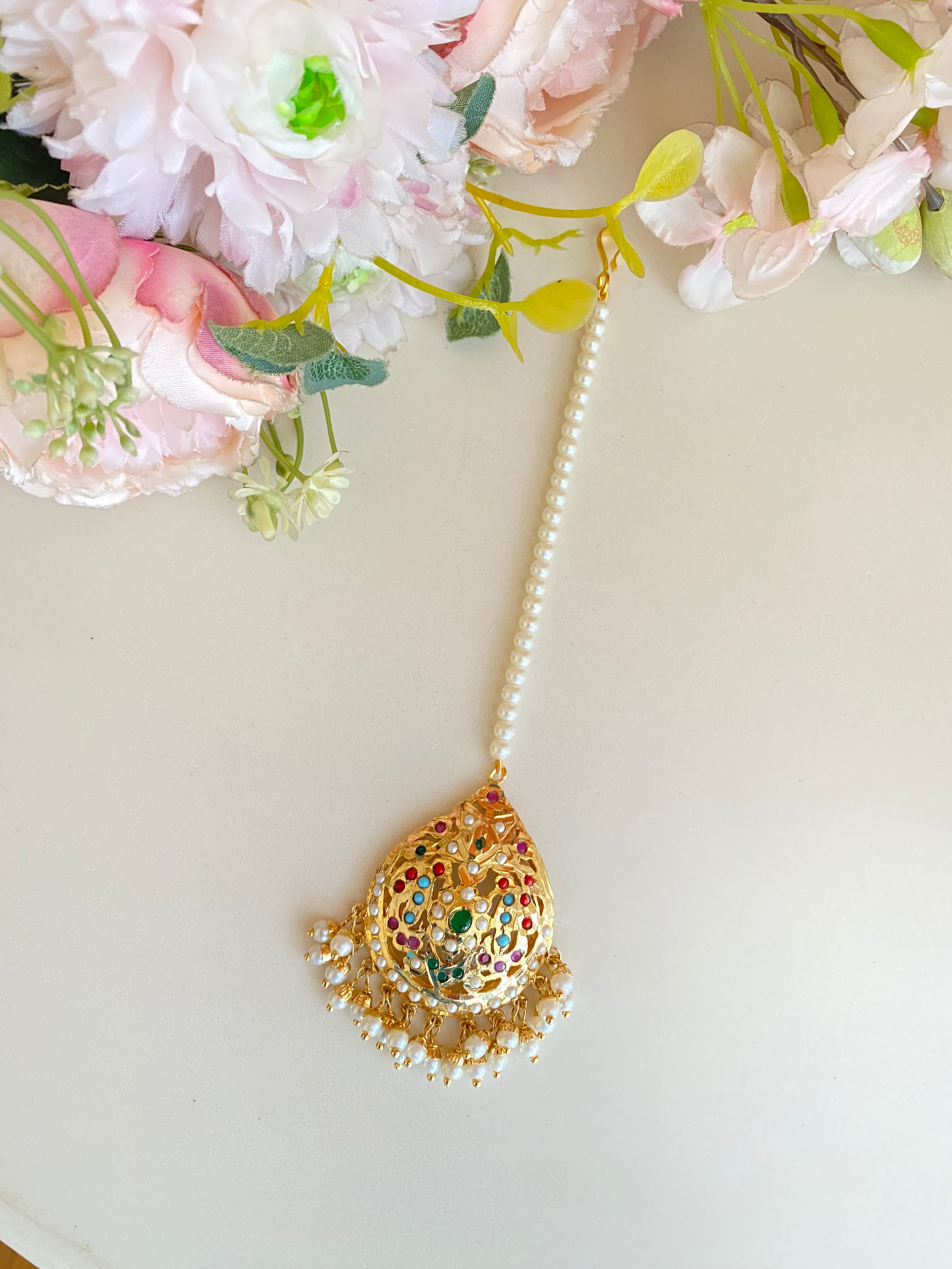 Multicolour Jadau Tikka