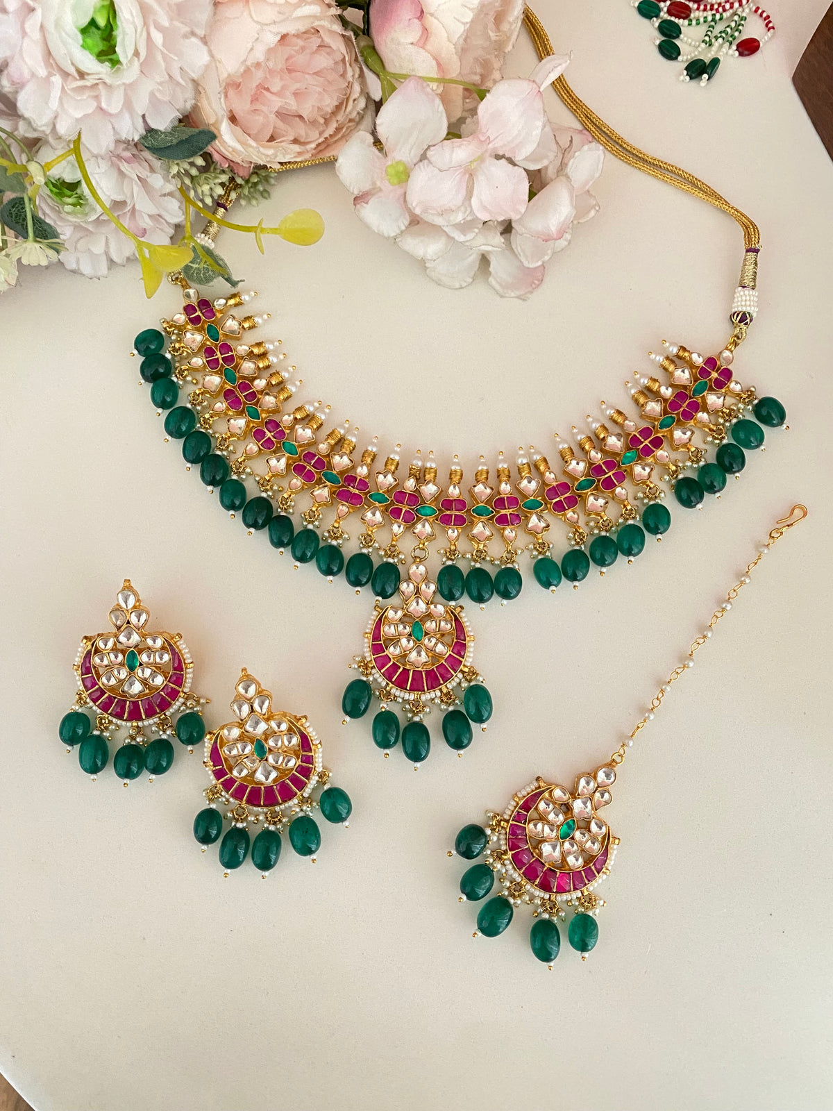 Gold plated Kundan Necklace Set
