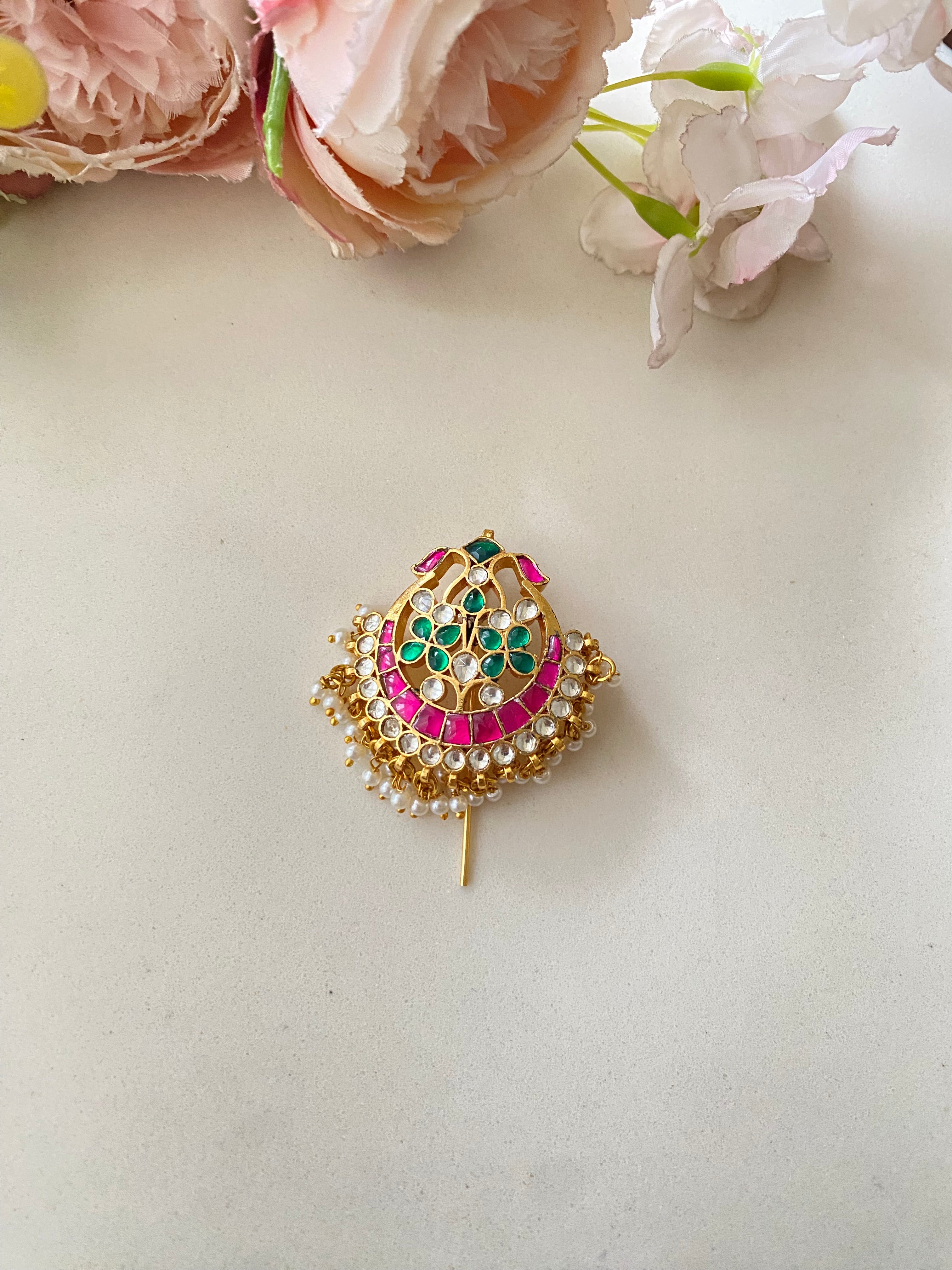 Gold Plated Kundan braid pin