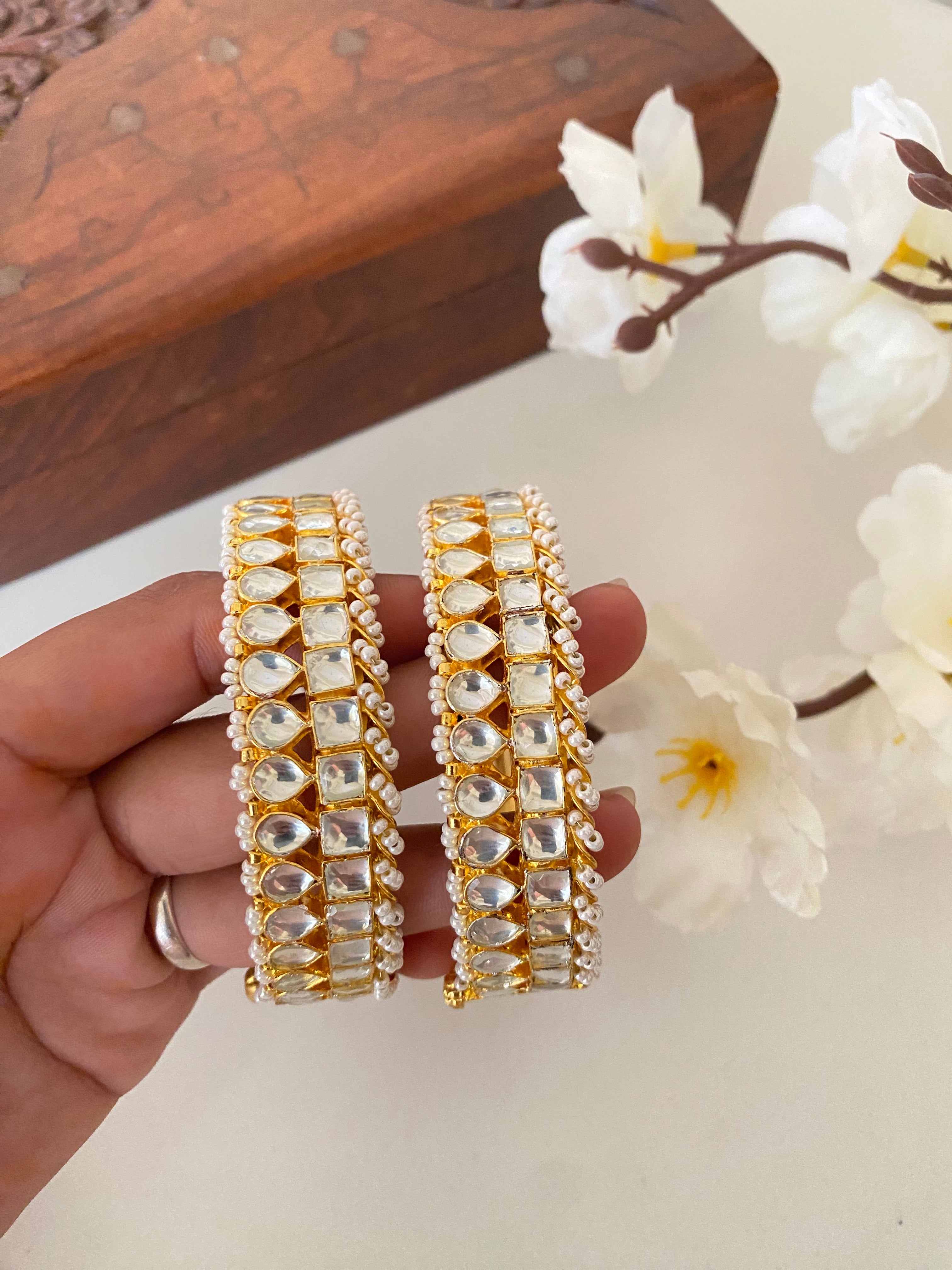 Gold plated Kundan Bangle