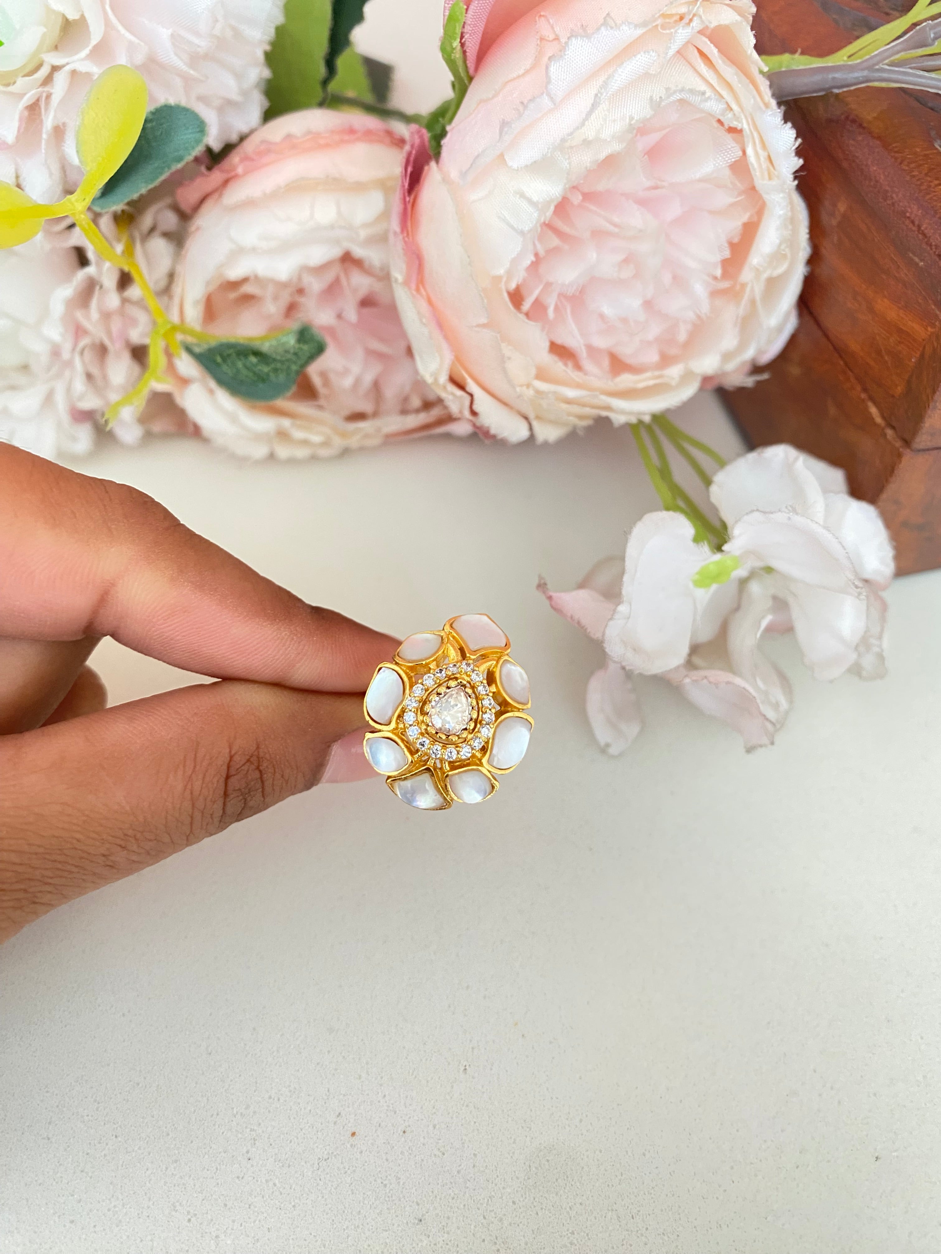 Mother of pearl with Polki Ring