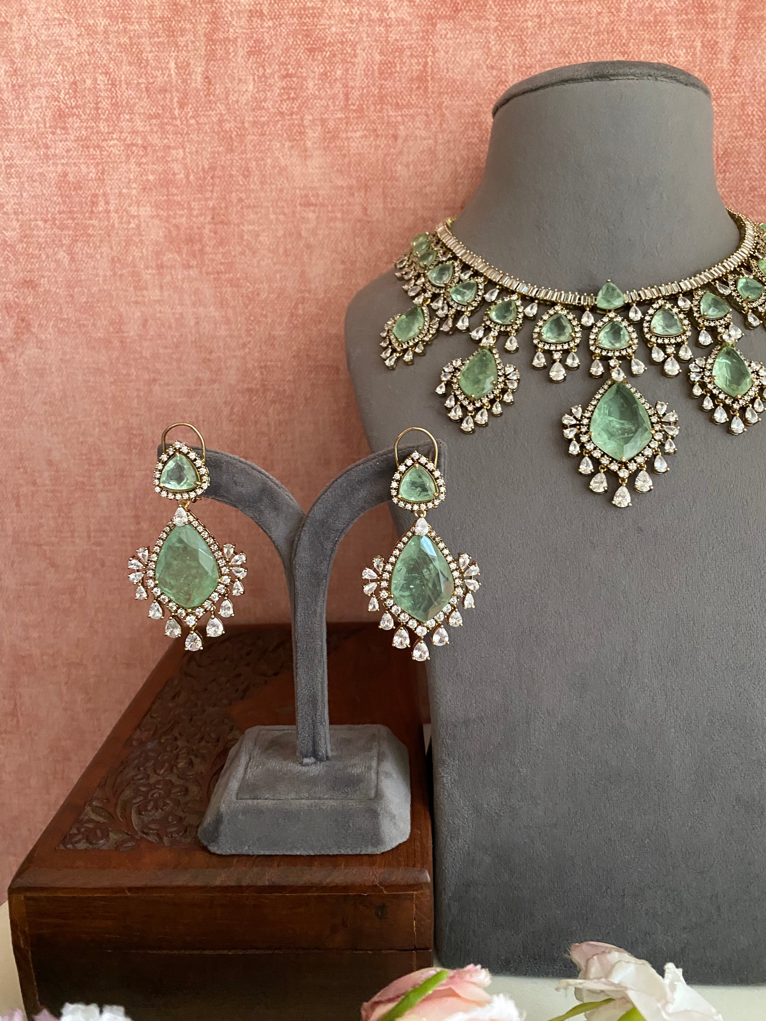 Mint Stone and Diamond Necklace set