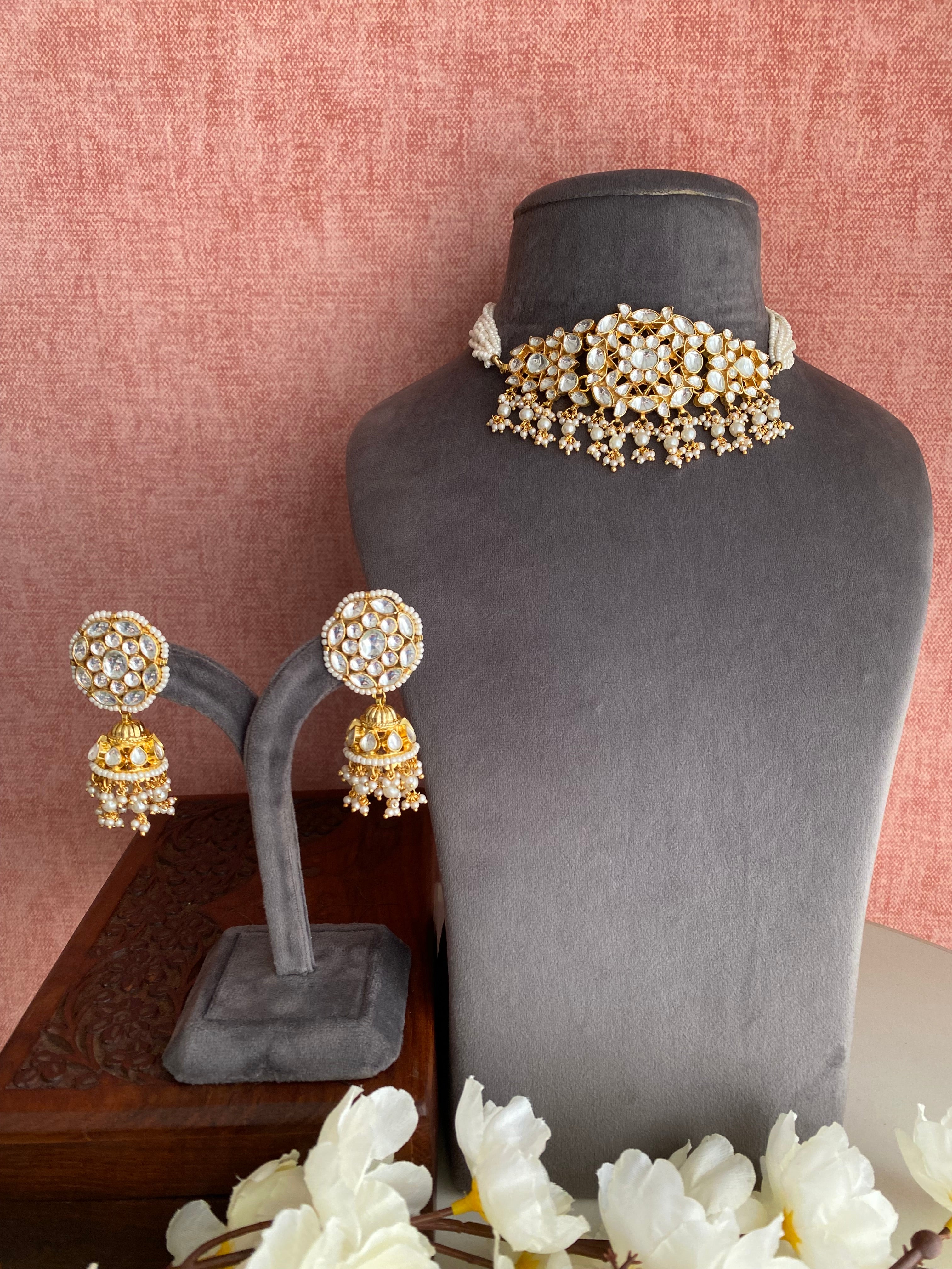 Gold plated Kundan Choker Set