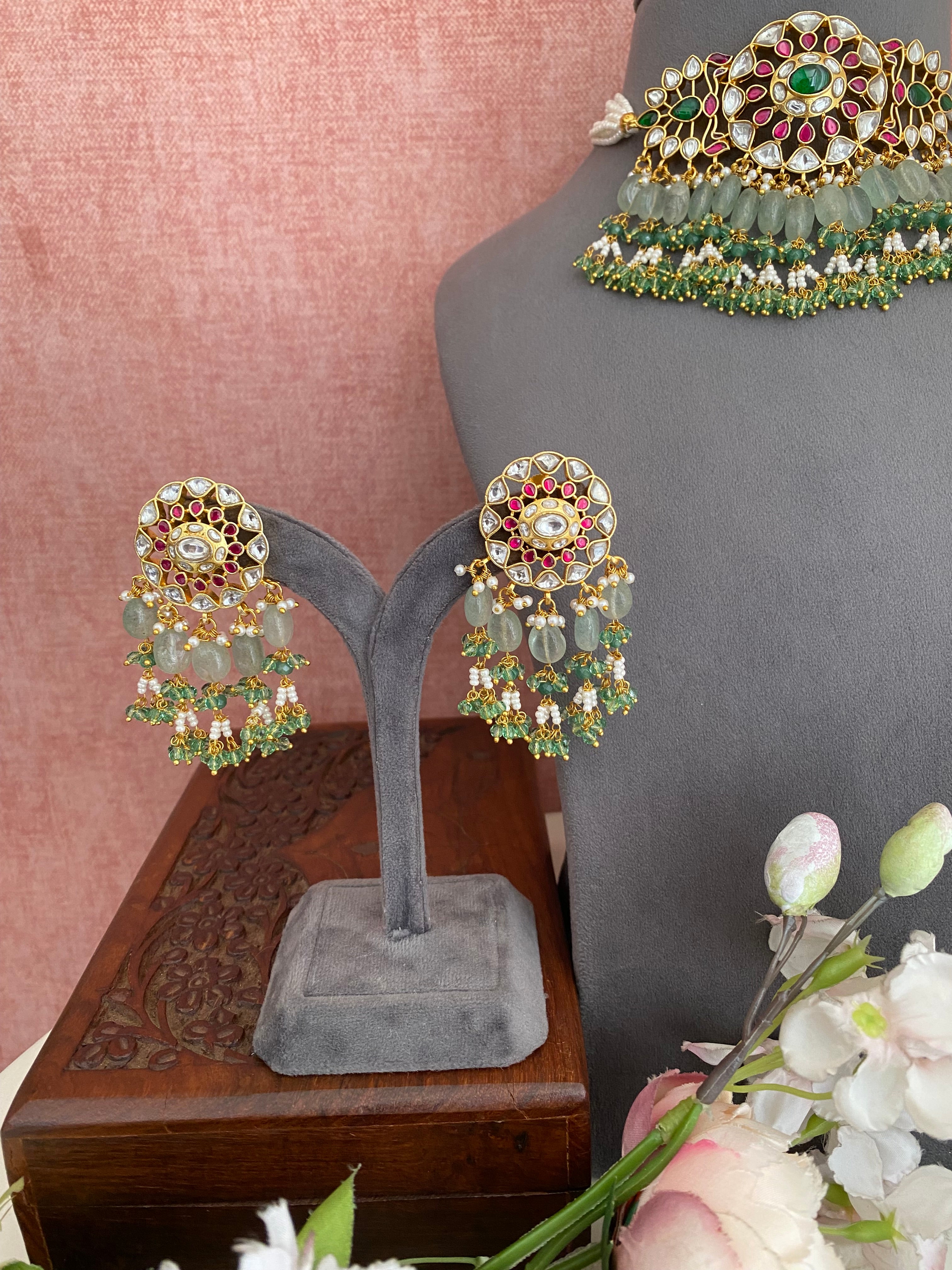 Kundan Colored Choker Set in Mint Drops