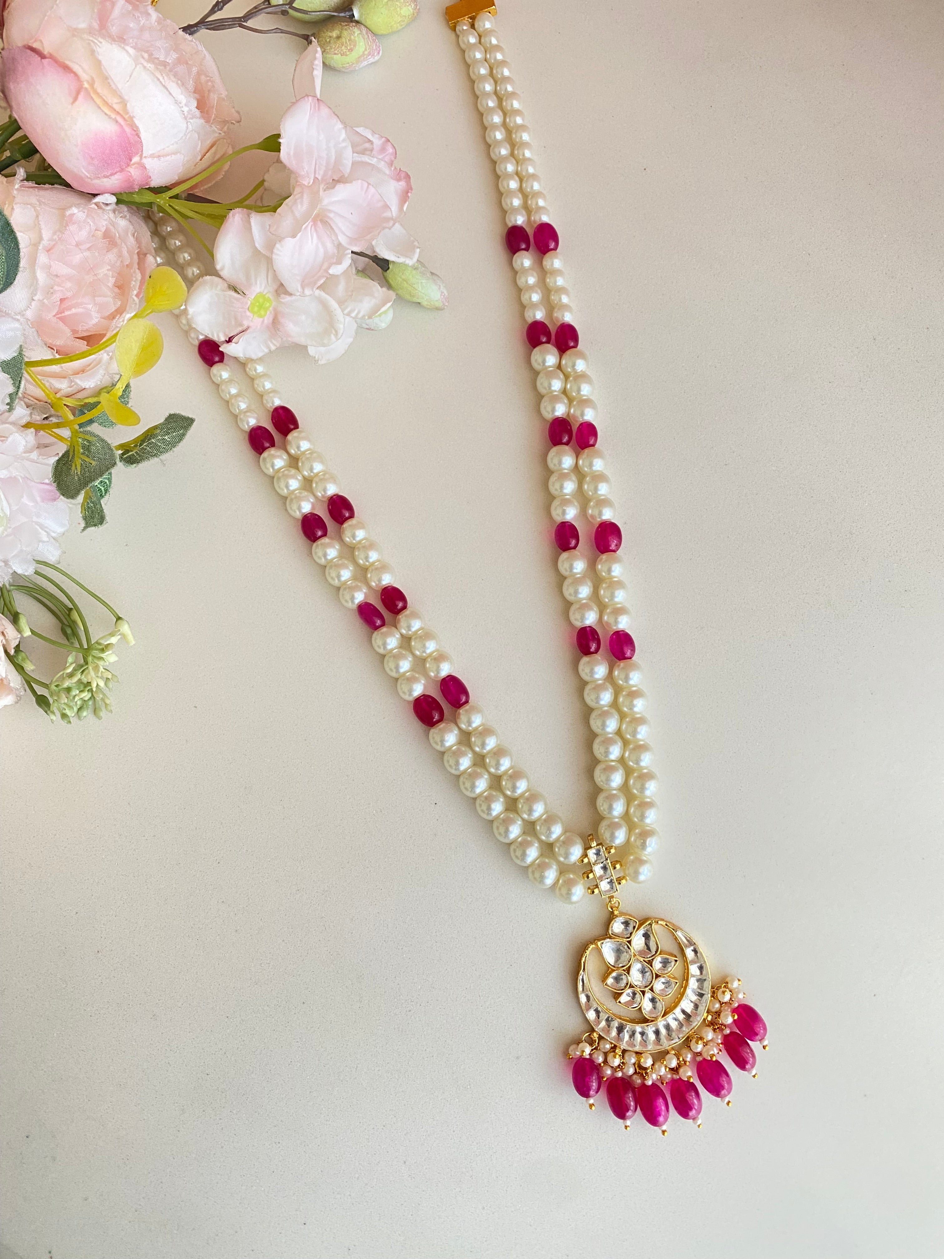 Gold plated Kundan Necklace in Pink Drops