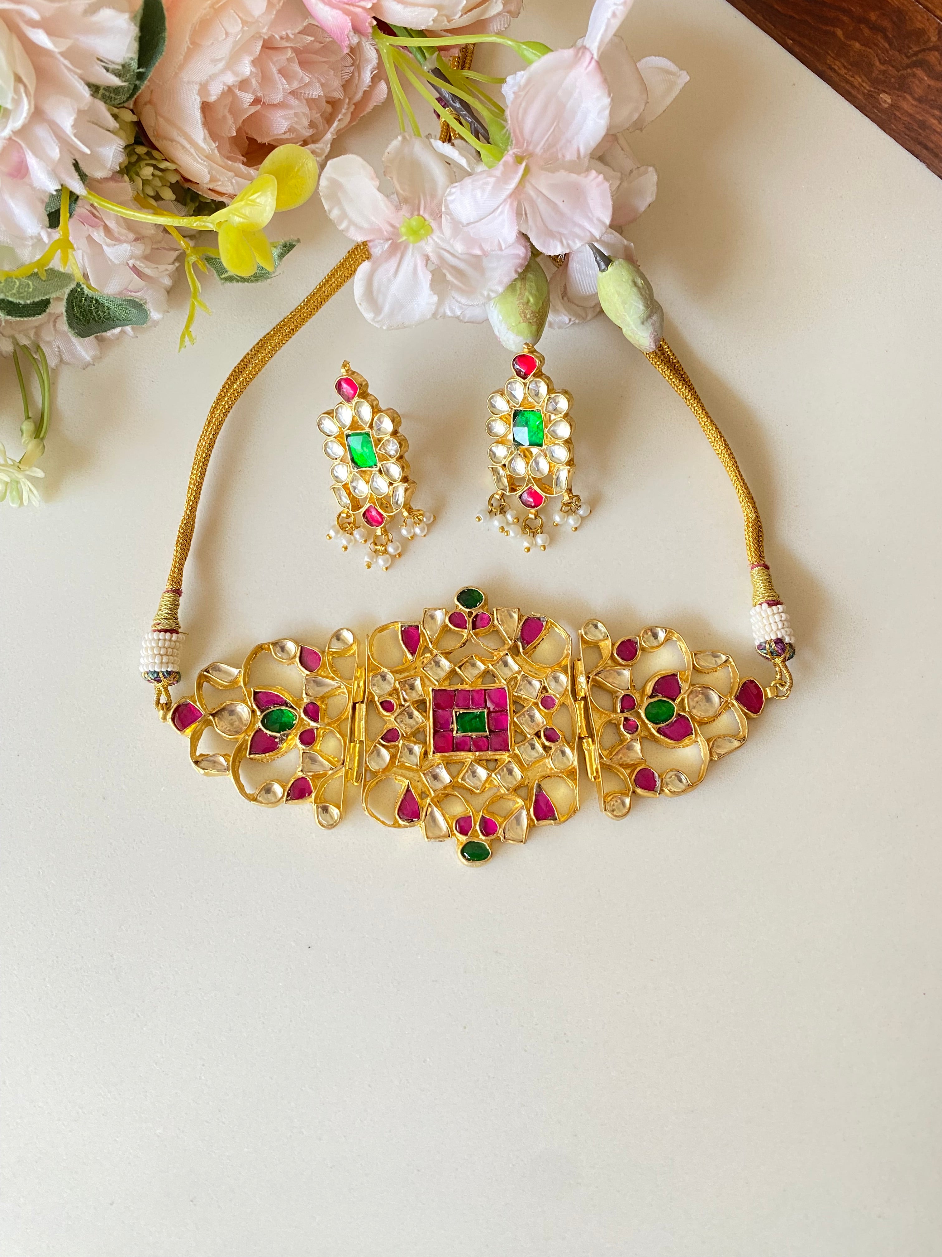Gold plated Kundan Choker Set