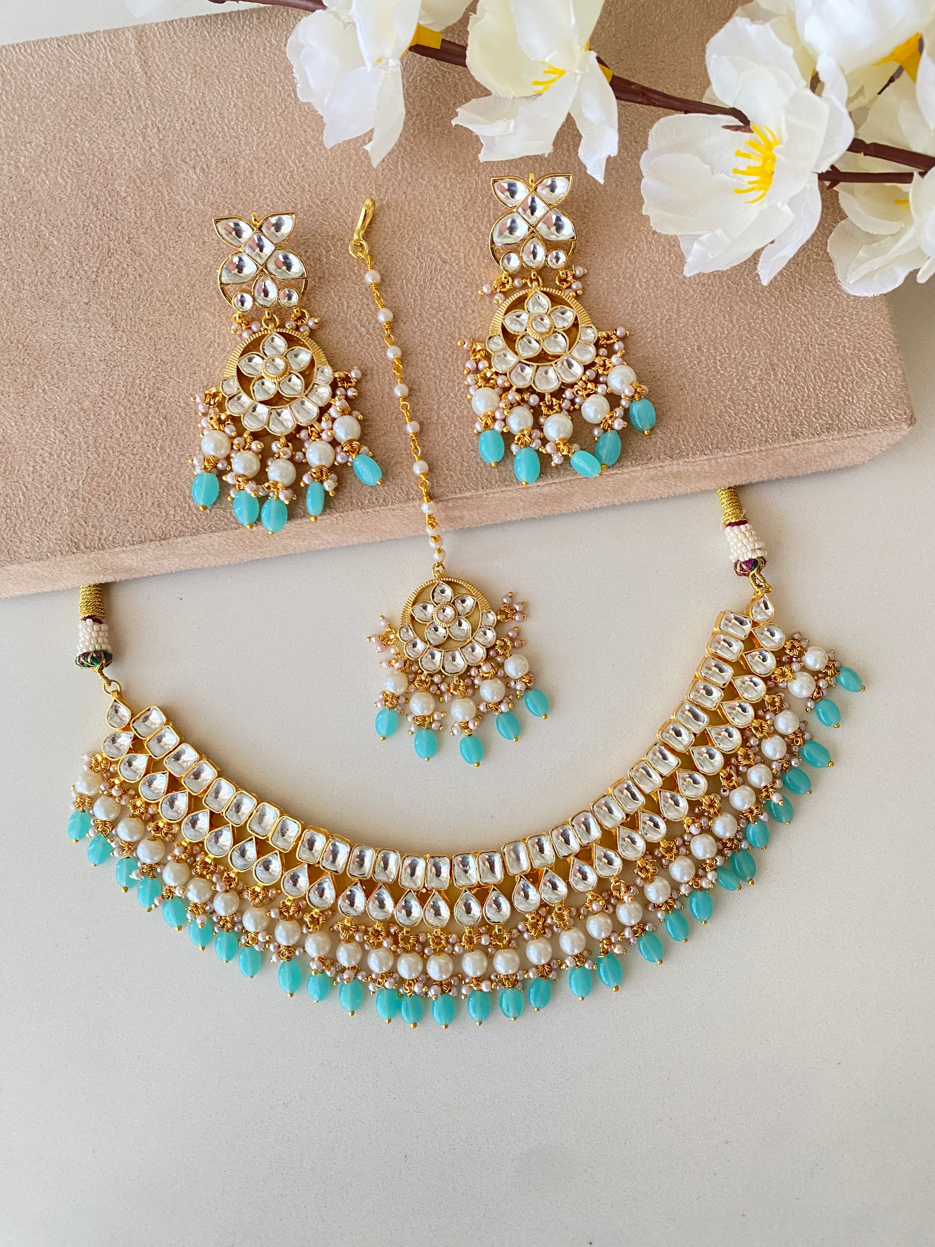 Gold plated Kundan Choker Set