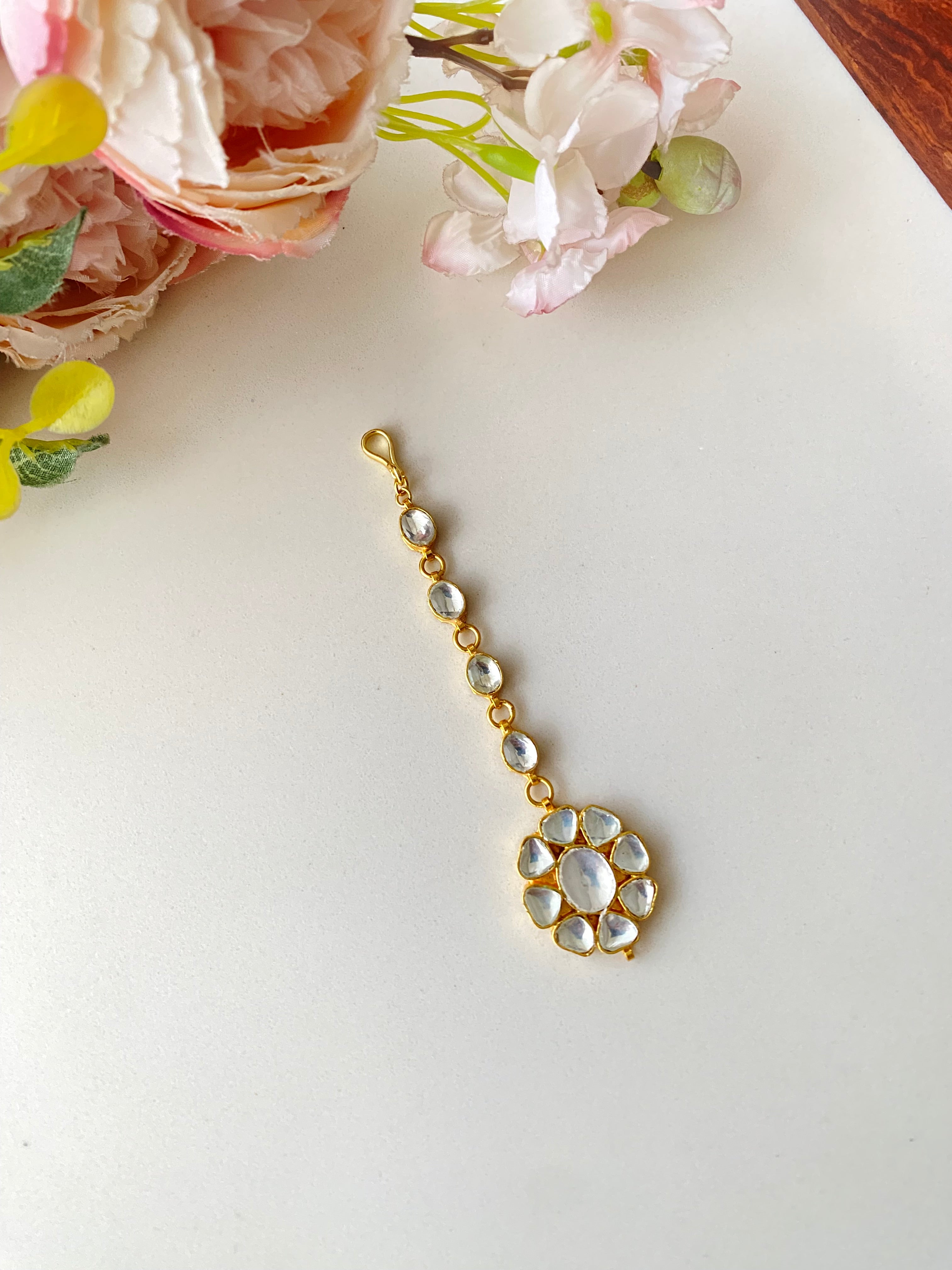 Floral Kundan Tikka