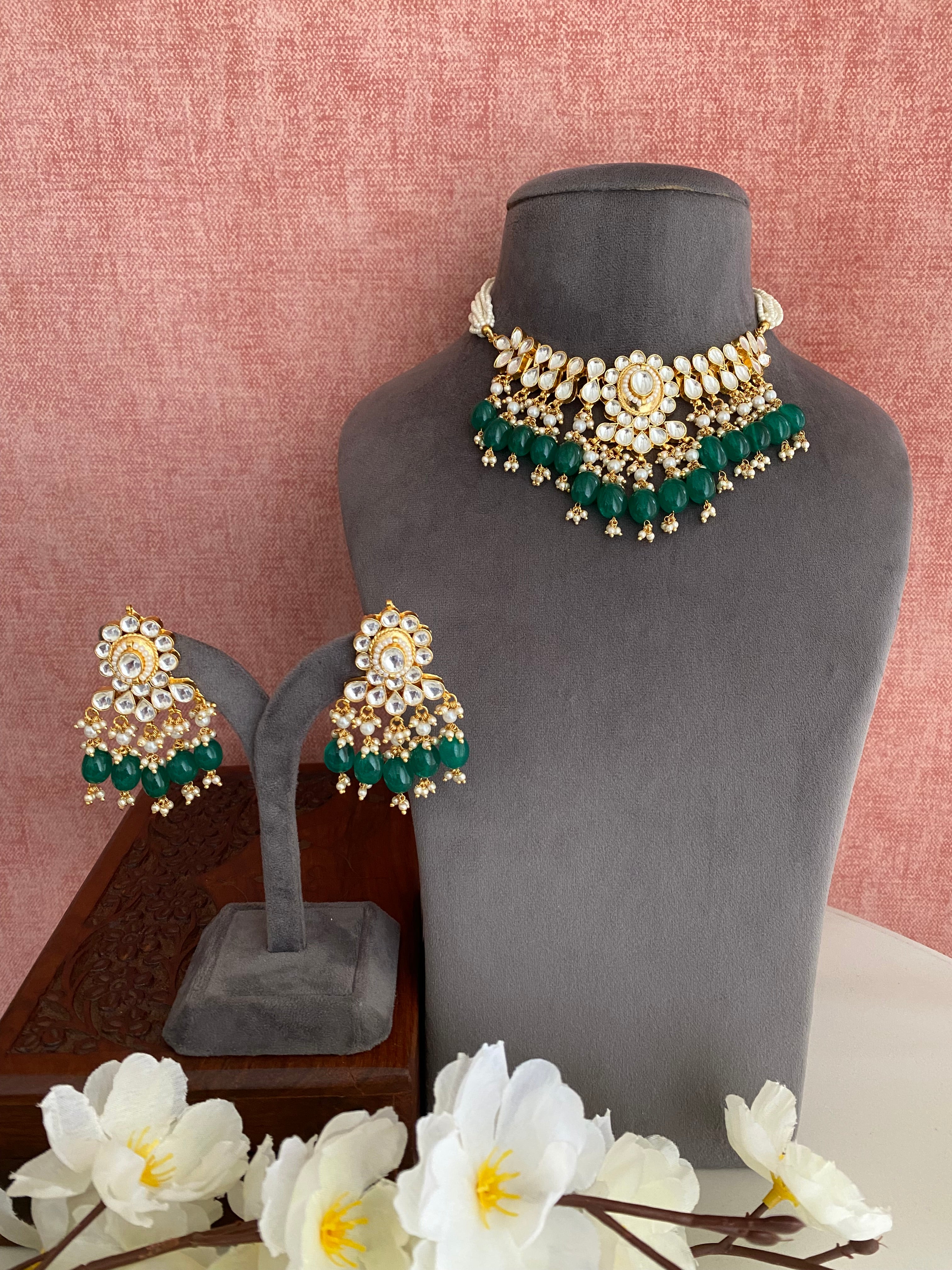 Gold plated Kundan Choker set