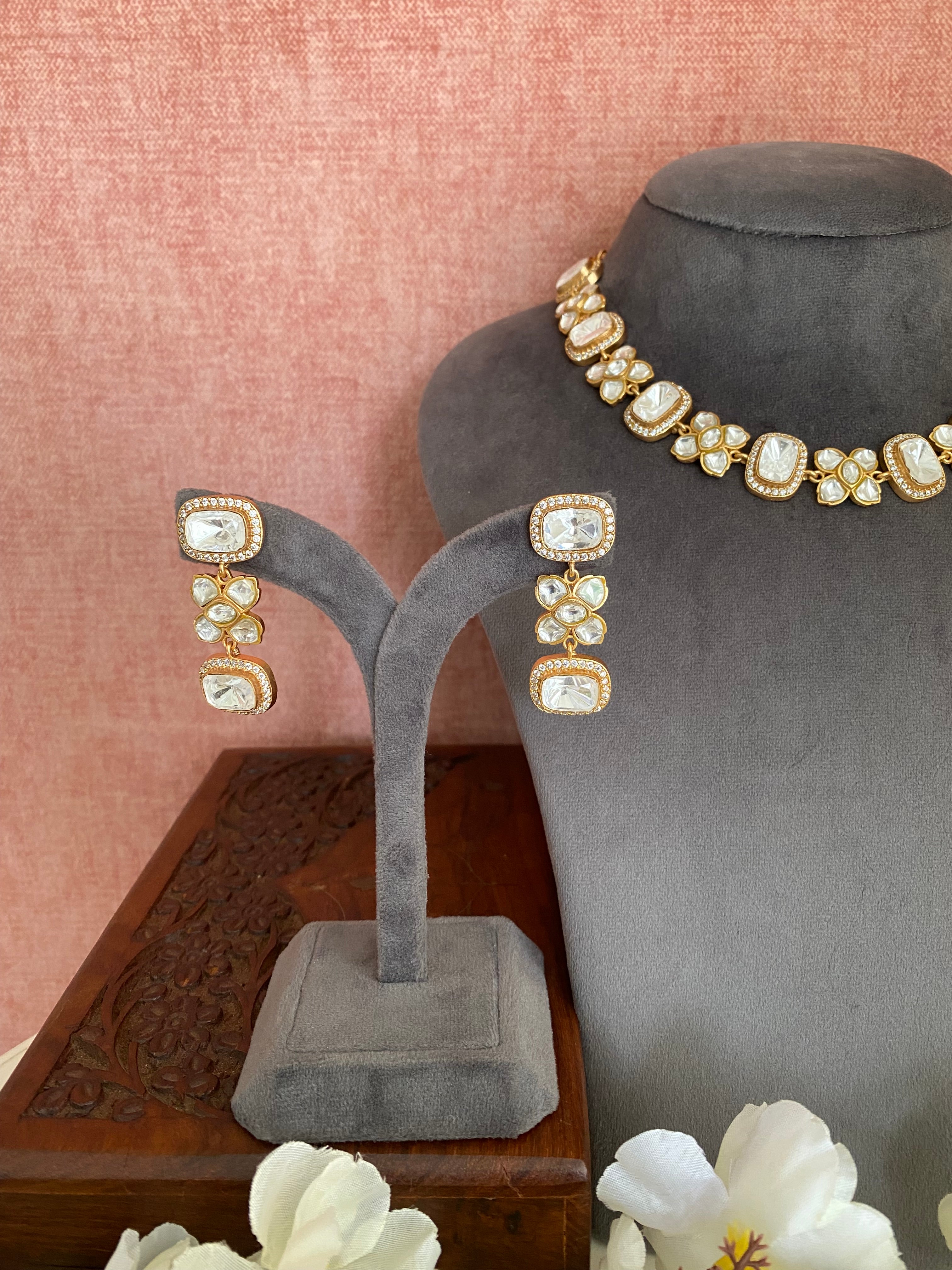 Gold plated Moissanite Choker set
