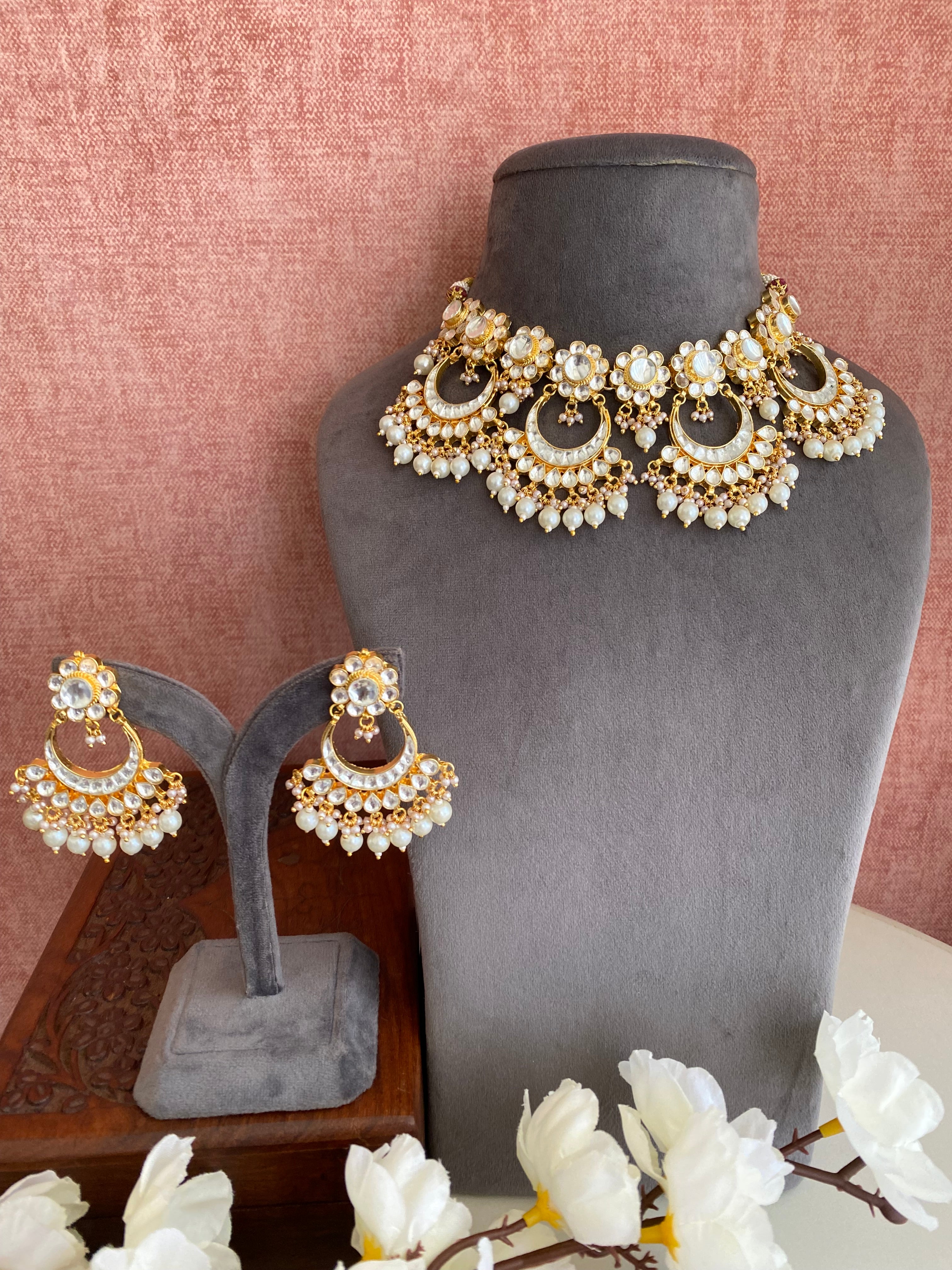 Gold plated Kundan Necklace Set