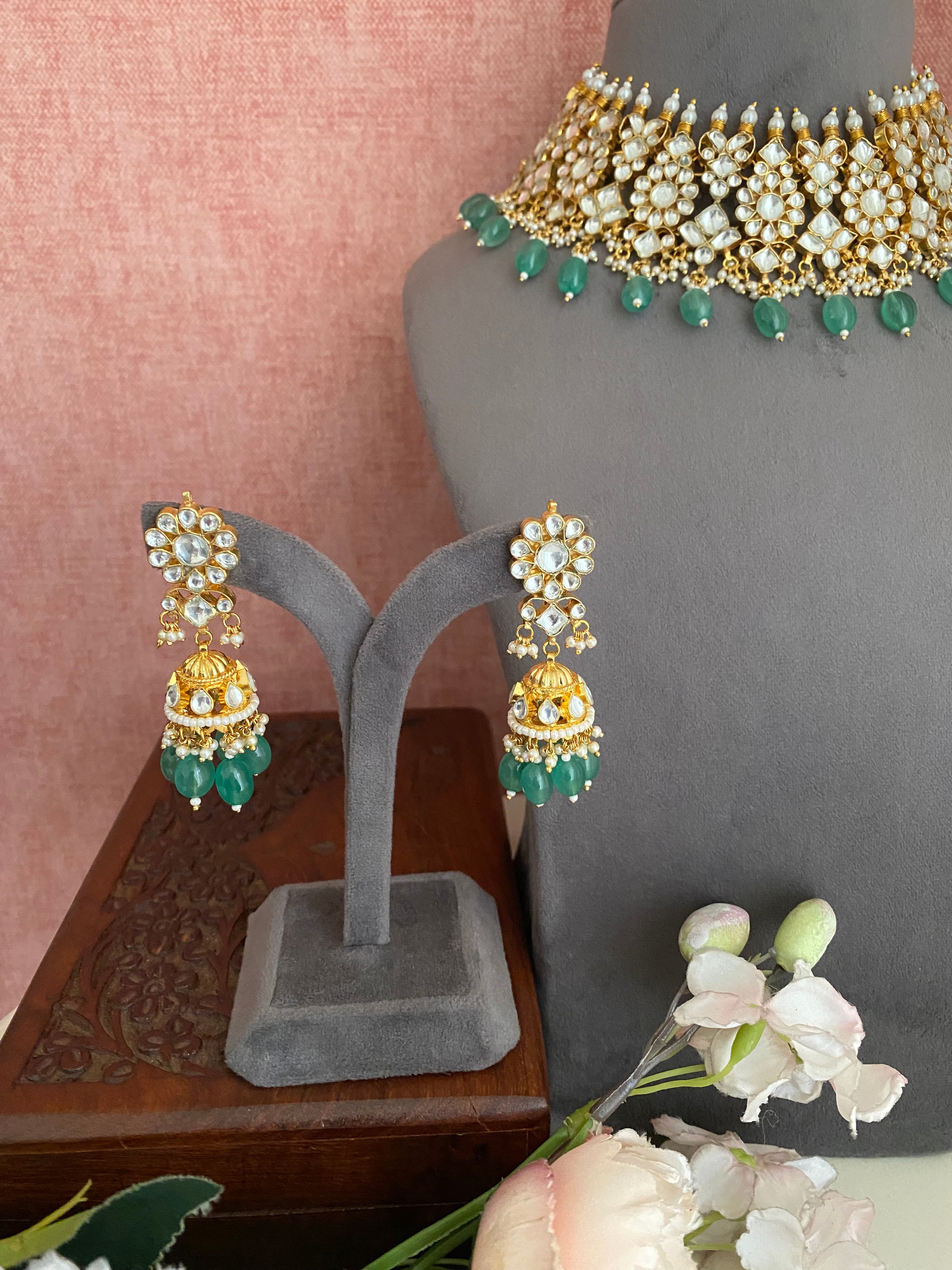 Gold plated Kundan Necklace Set