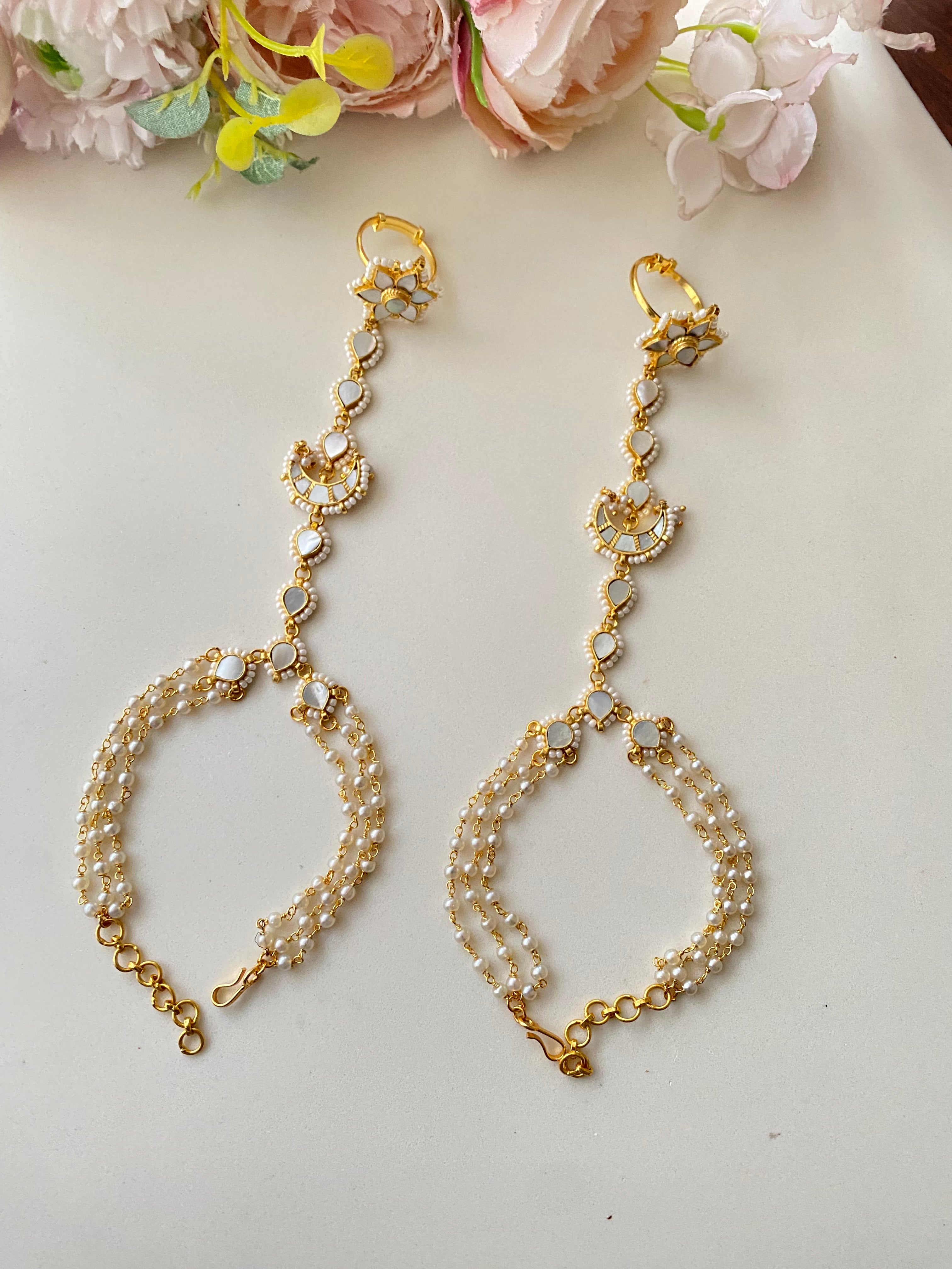 Gold plated Mother of Pearl Hathphool