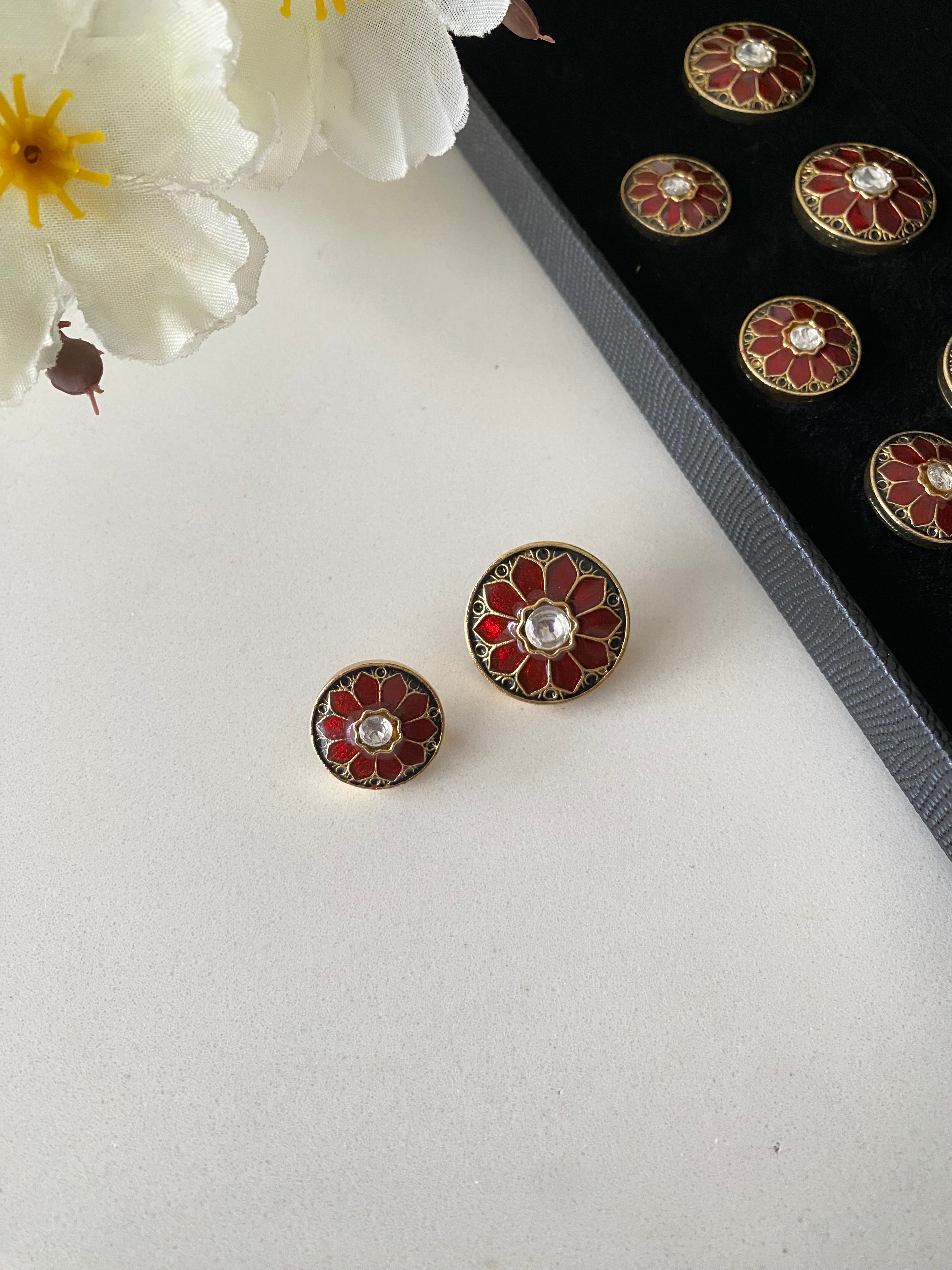 Mughal- maroon
