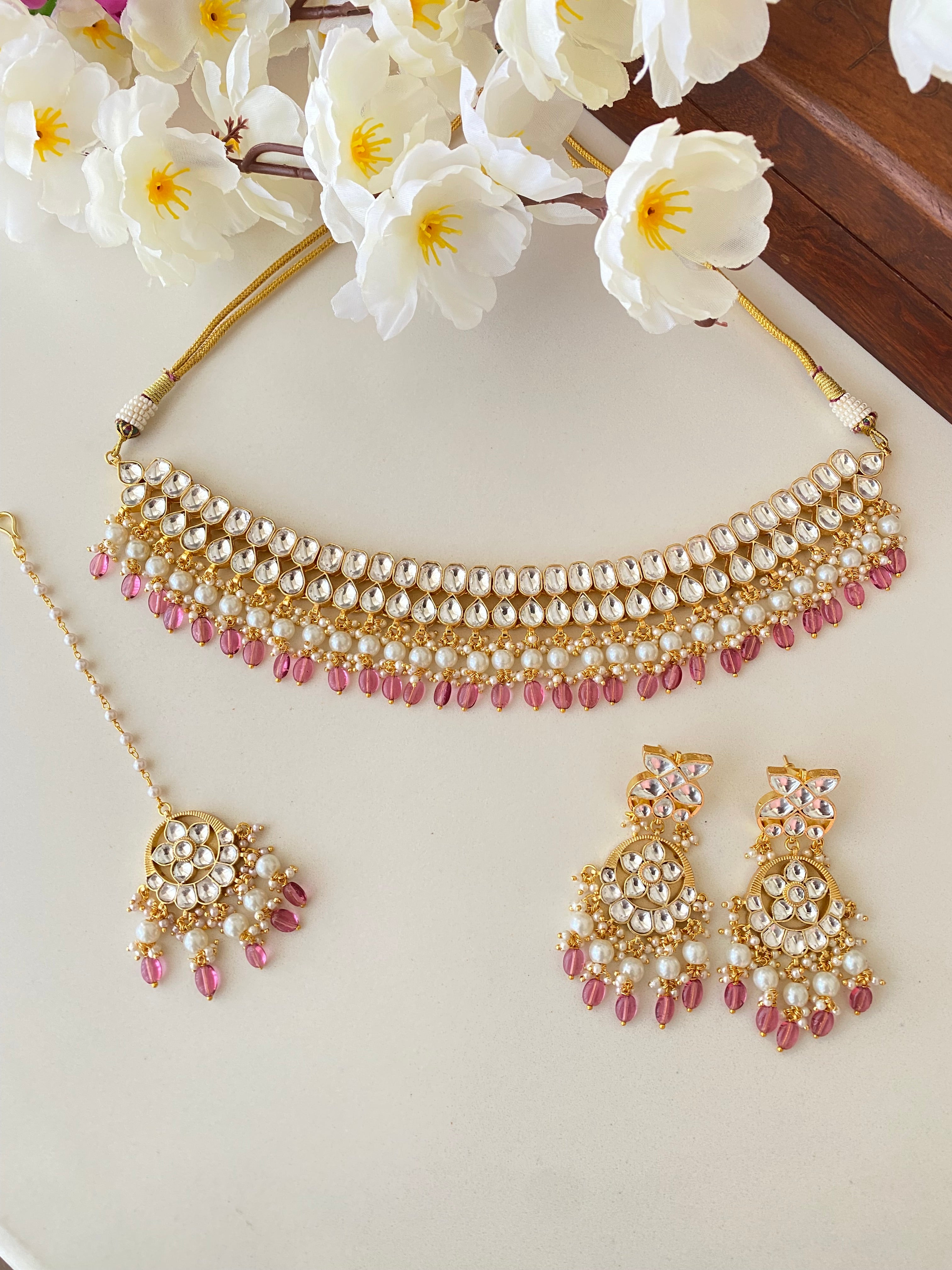 Gold plated Kundan Choker Set