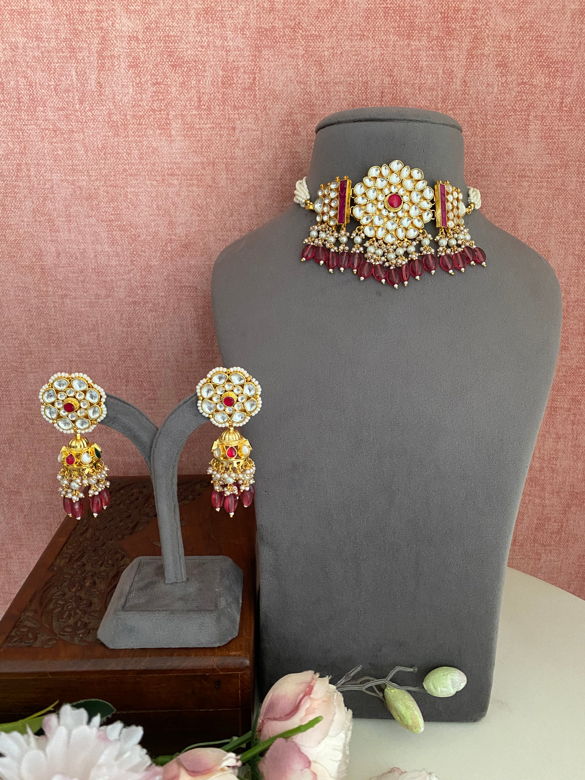 Gold plated kundan Choker Set