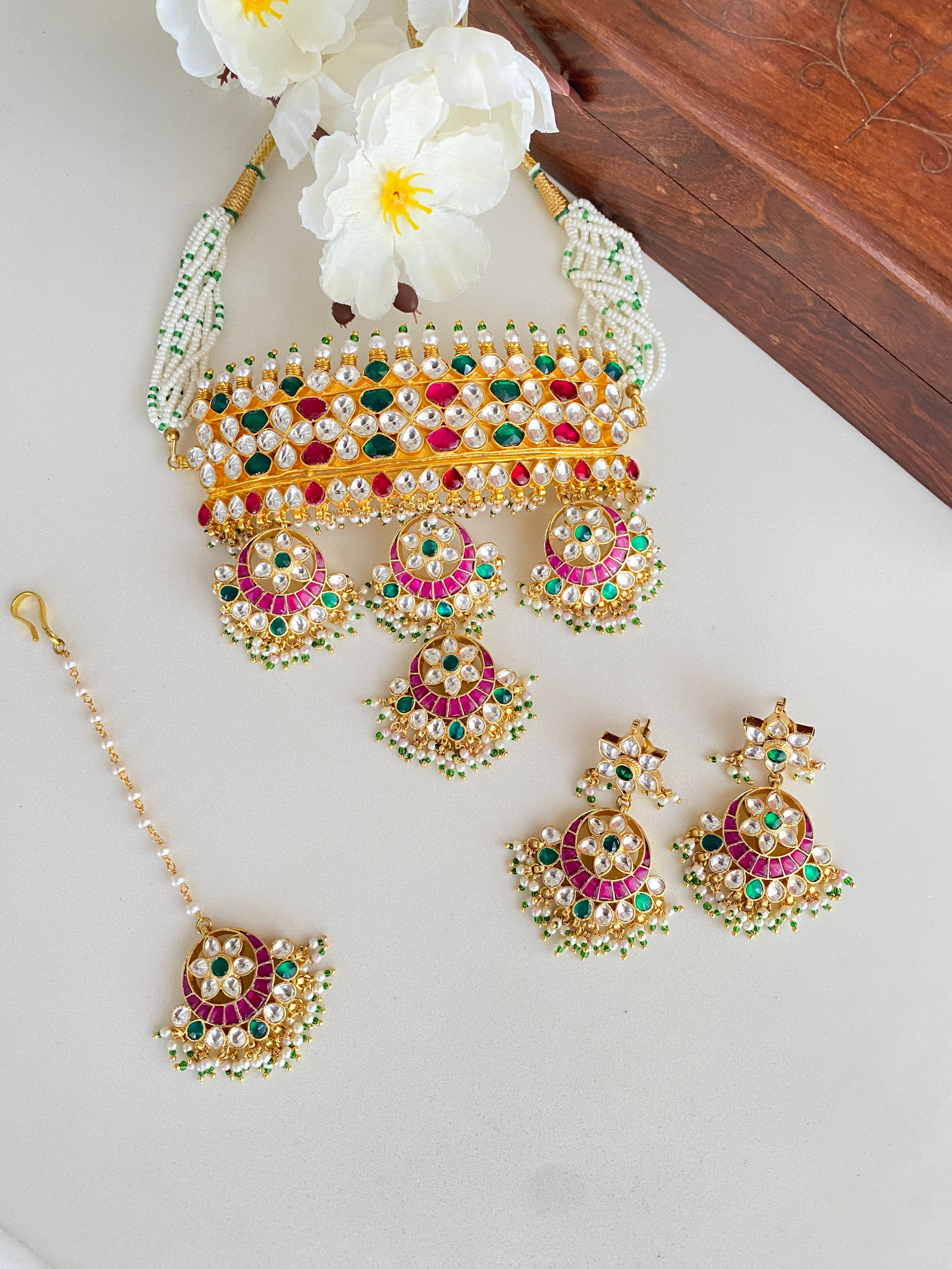 Gold plated Kundan Choker Set