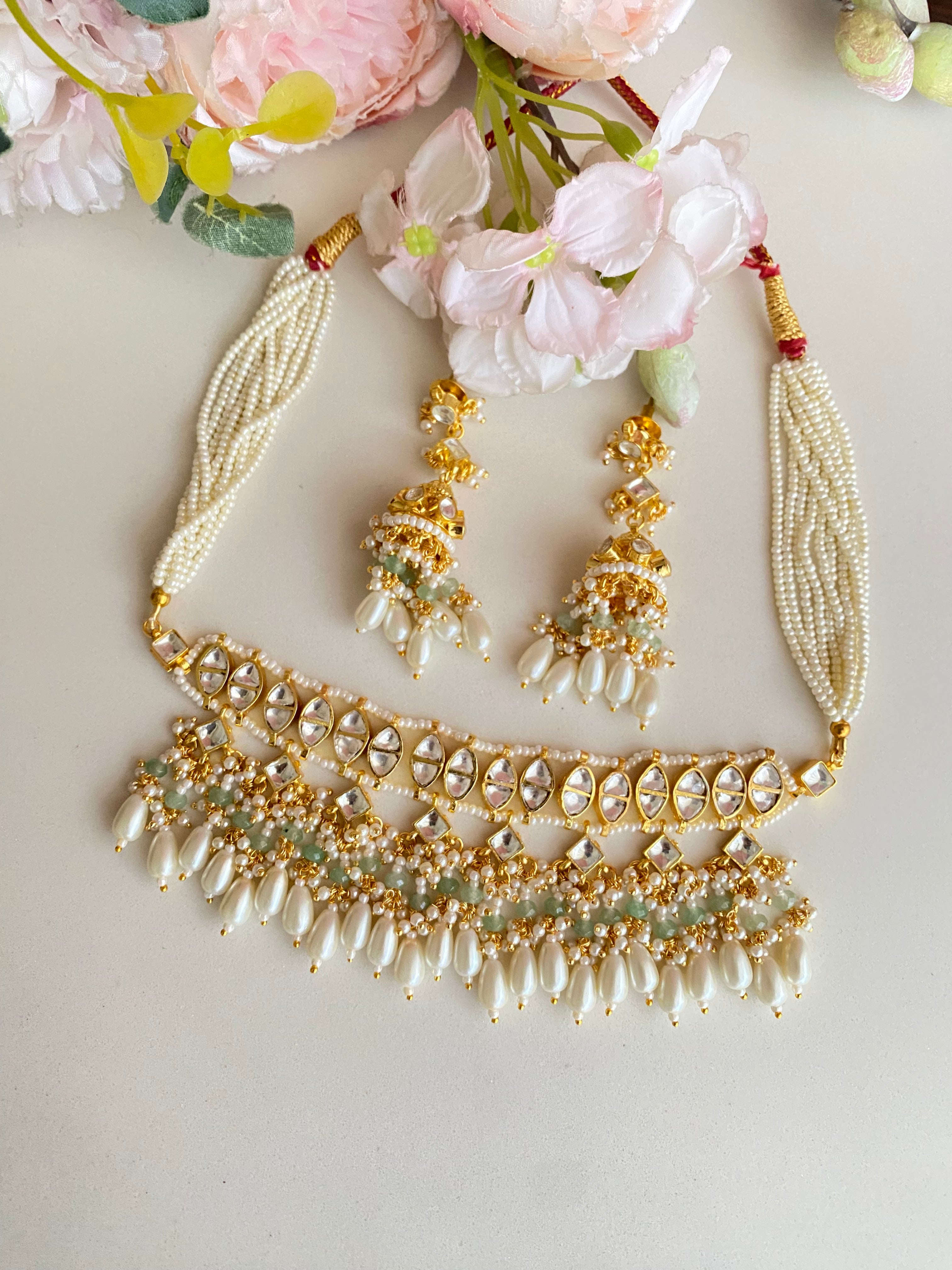 Gold plated Kundan Choker Set