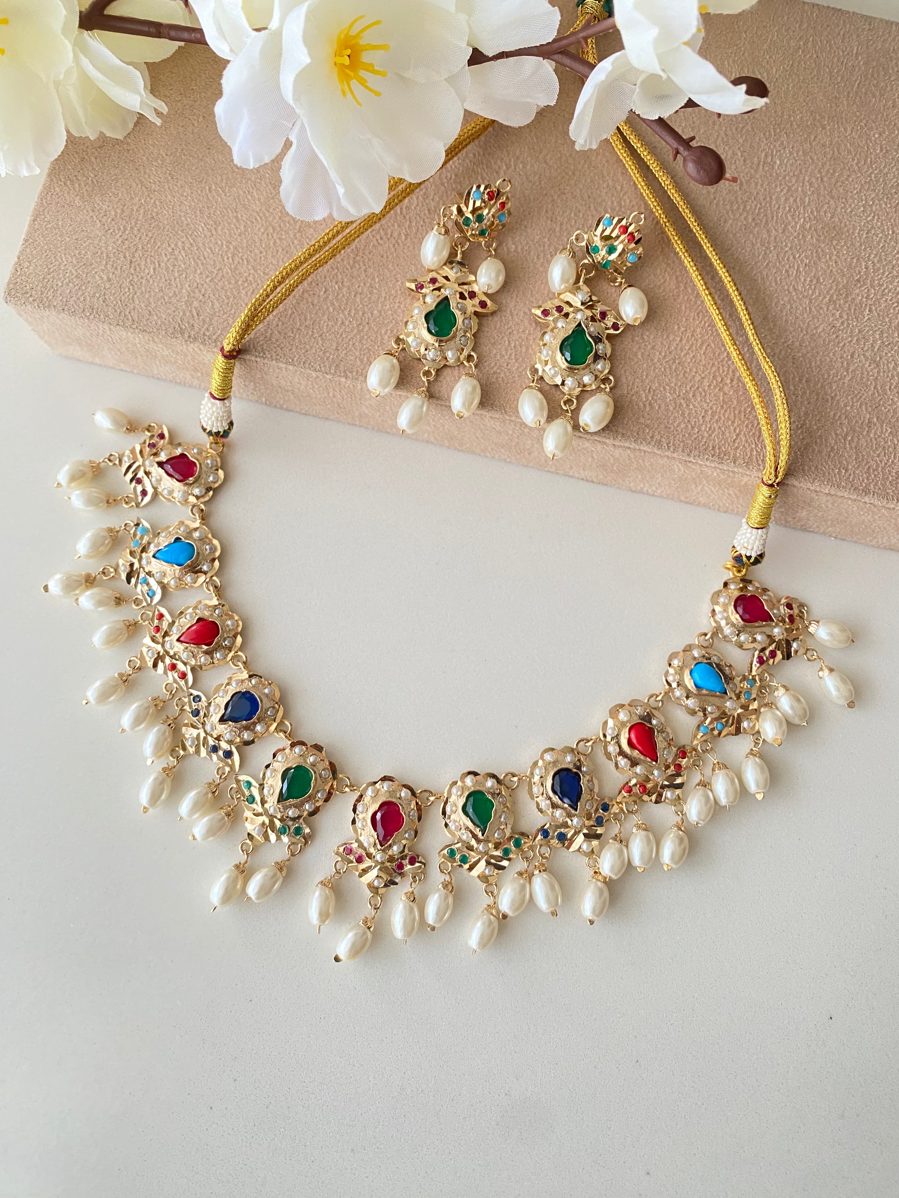 Amritsari Jadau Navrattan Necklaces set