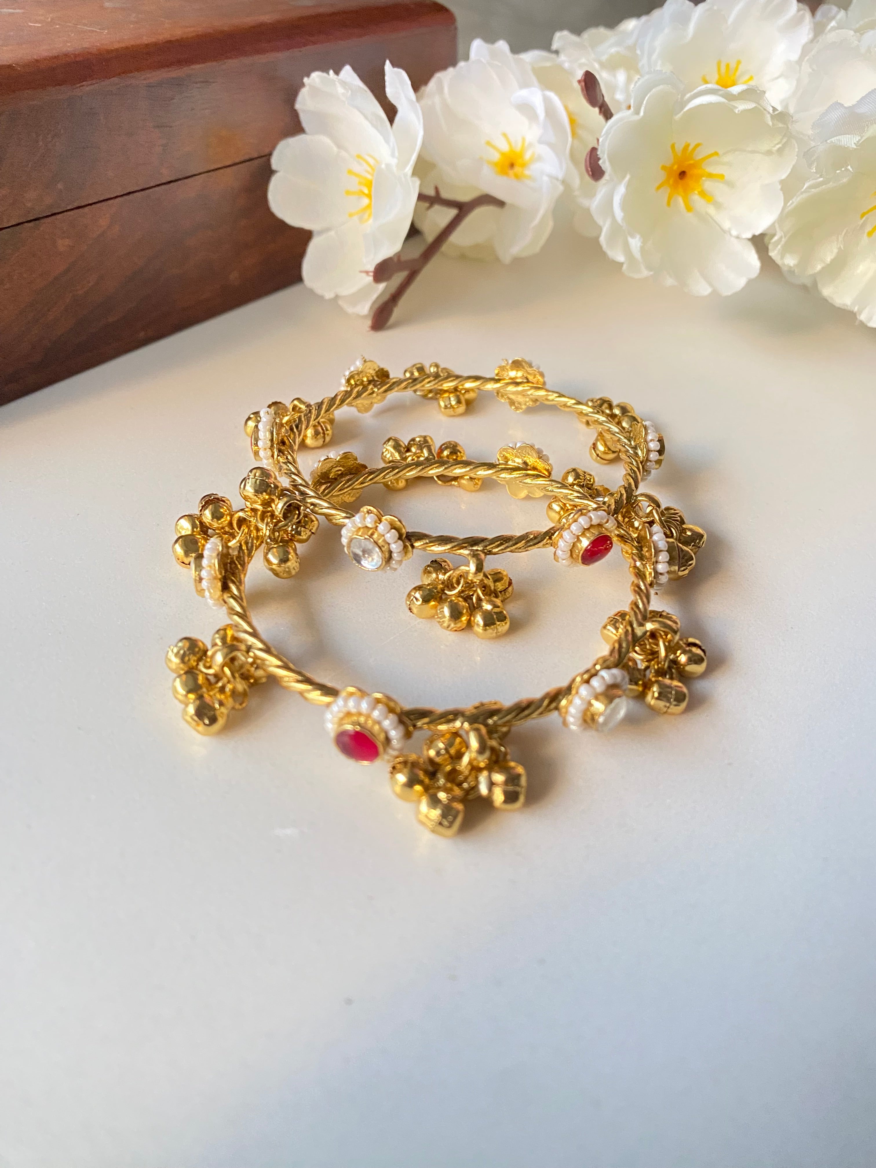 Gold plated Kundan Bangles
