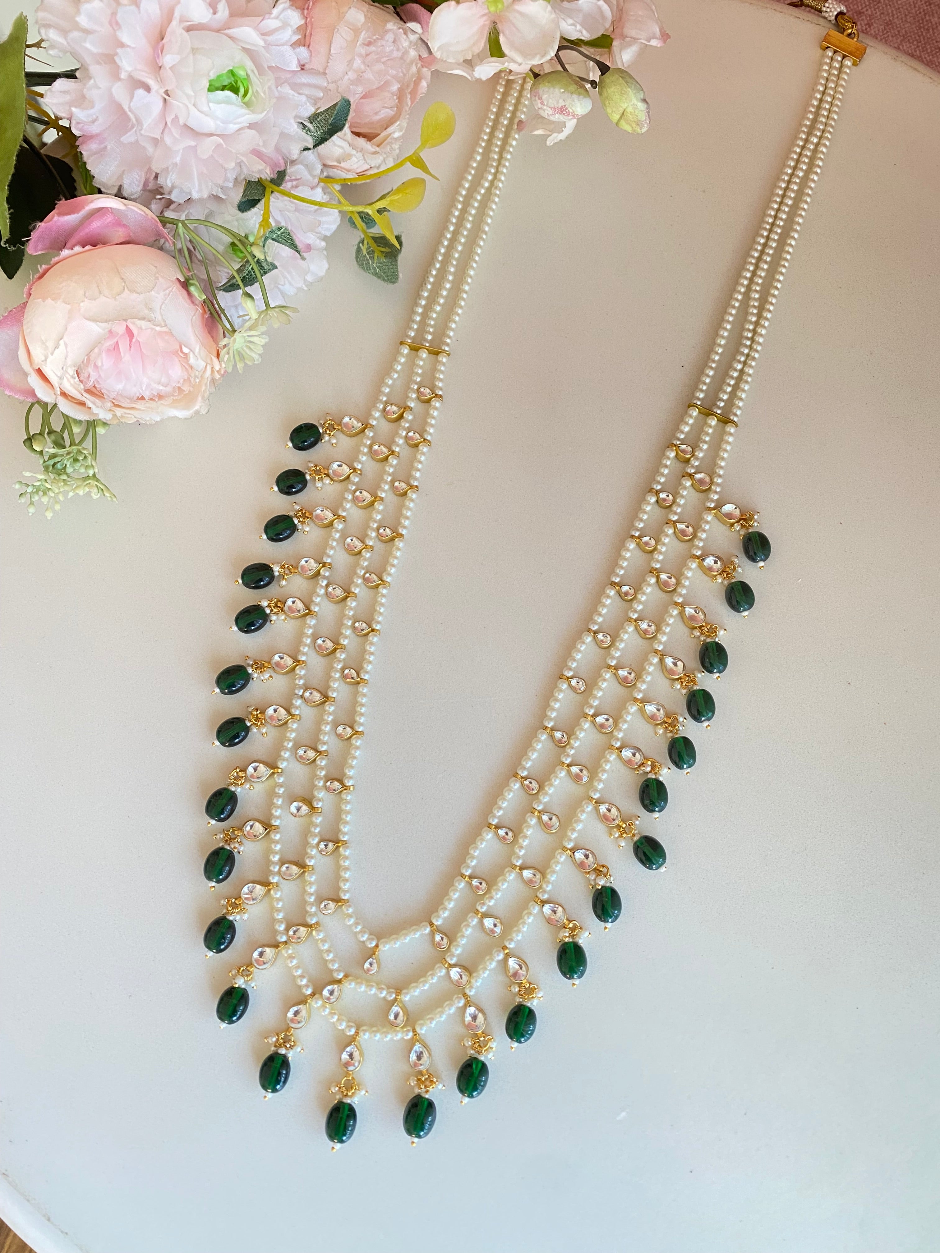 Kundan Gold plated Raani Haar in Green drops
