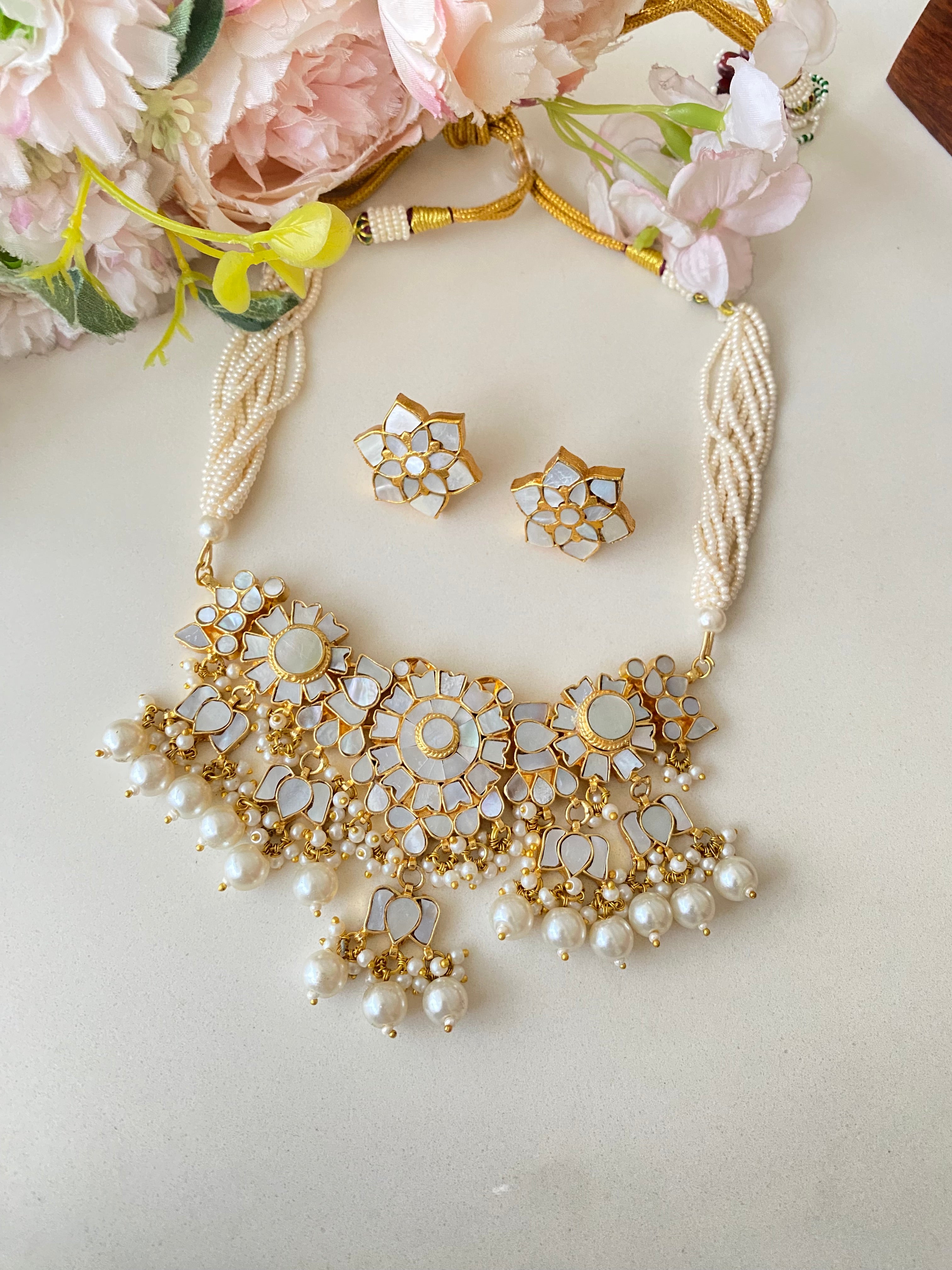 Mother of Pearl Choker Set