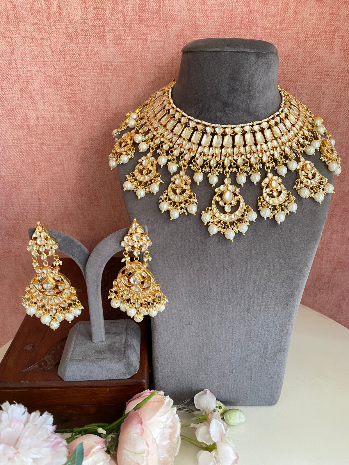 Gold Plated Kundan Necklace Set in pearl drops