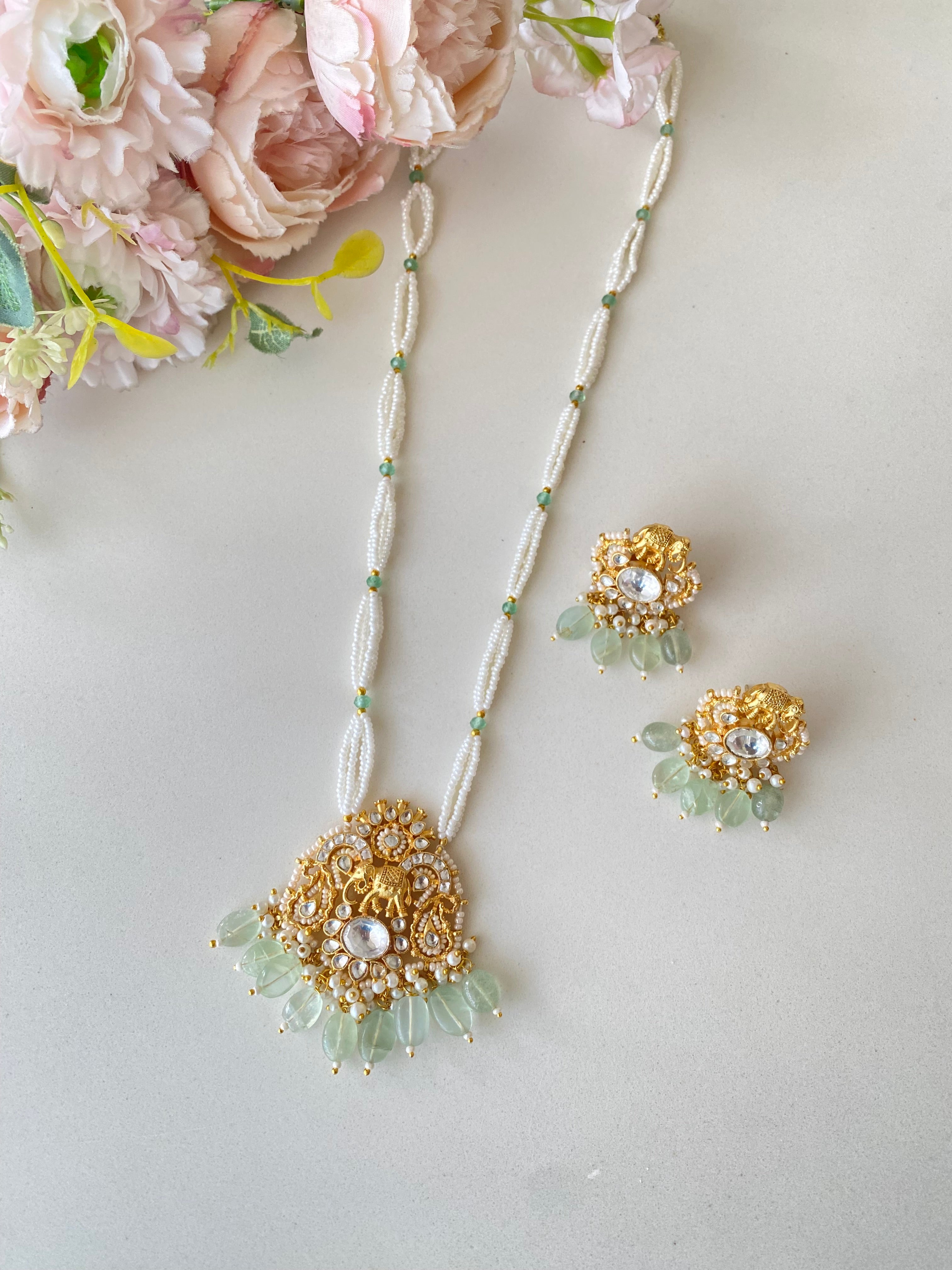 Kundan Long Necklace Set In Mint Drops