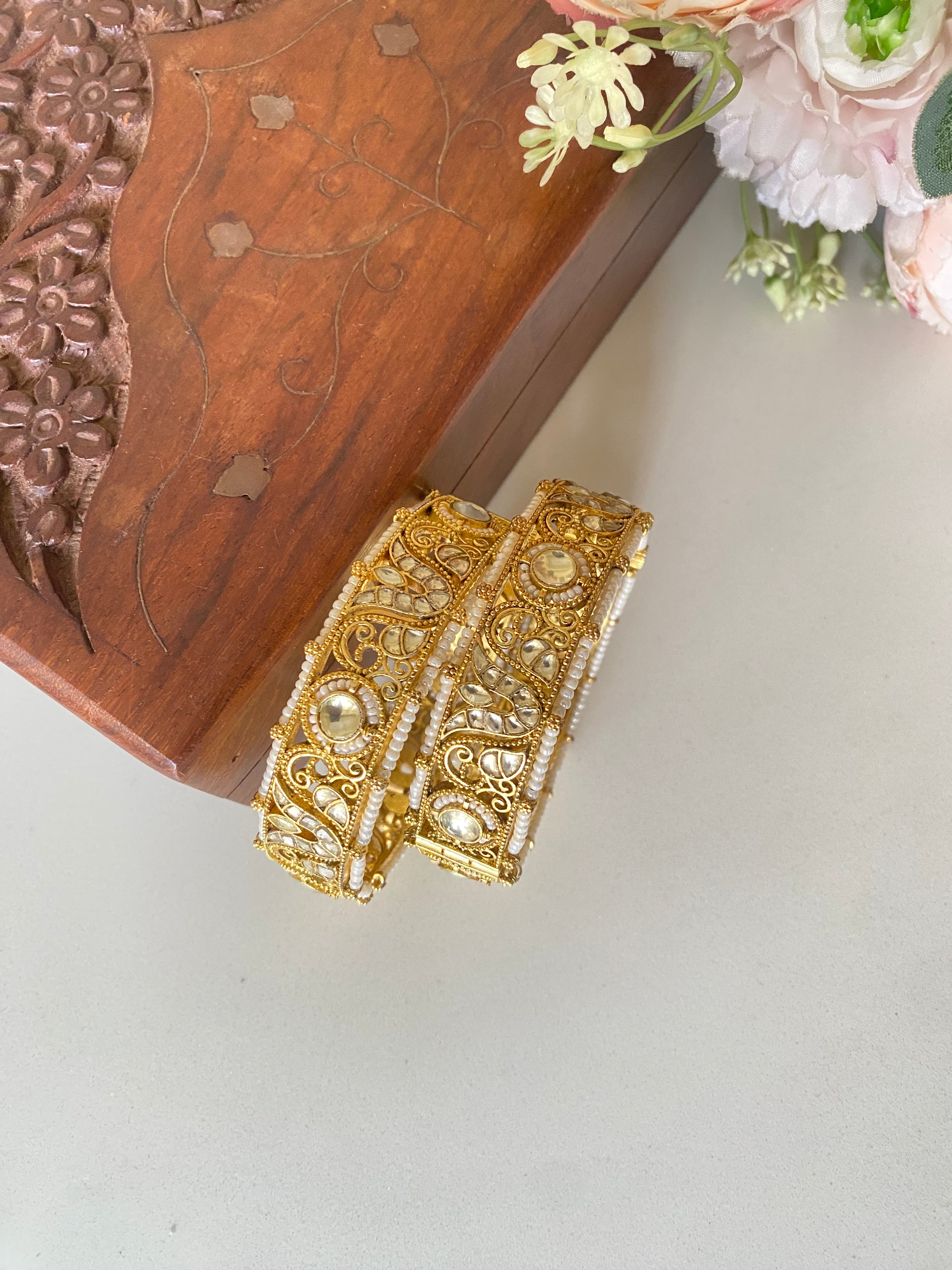 Gold Plated Pink and Green kundan bangles