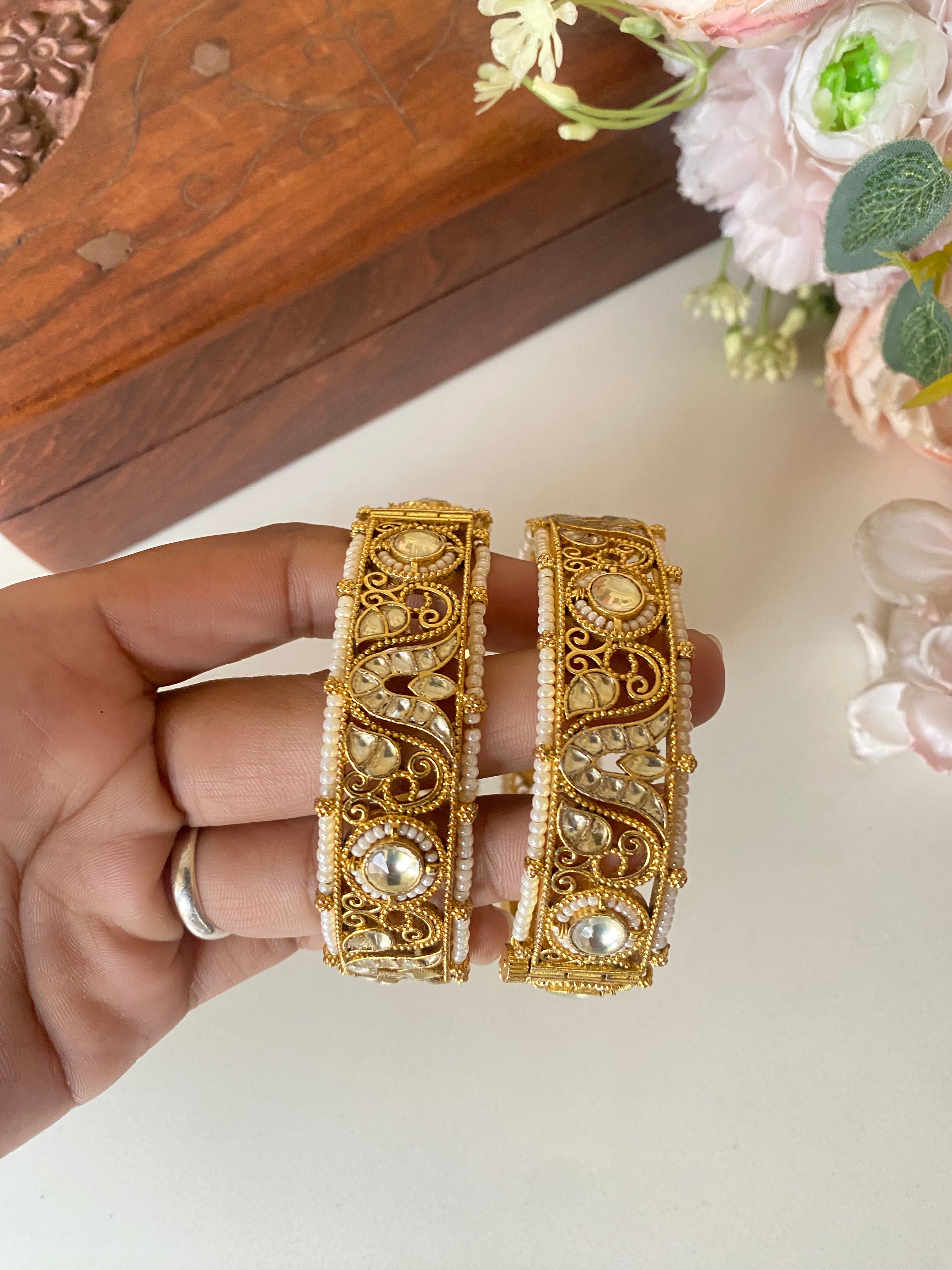 Gold Plated Pink and Green kundan bangles