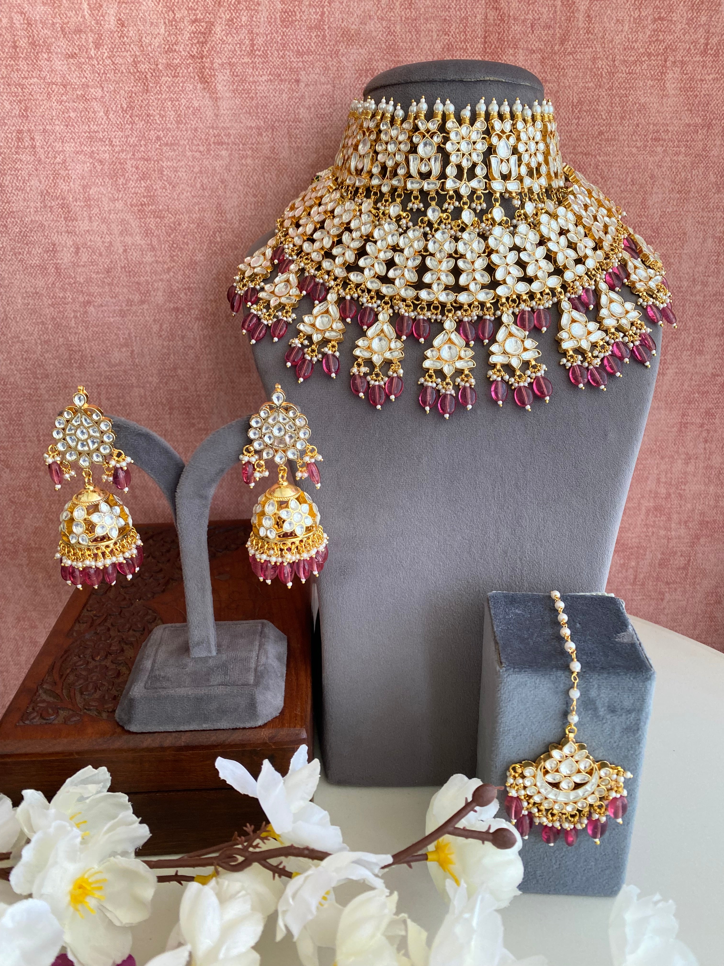 Kundan Gold plated Bridal set in Pearl