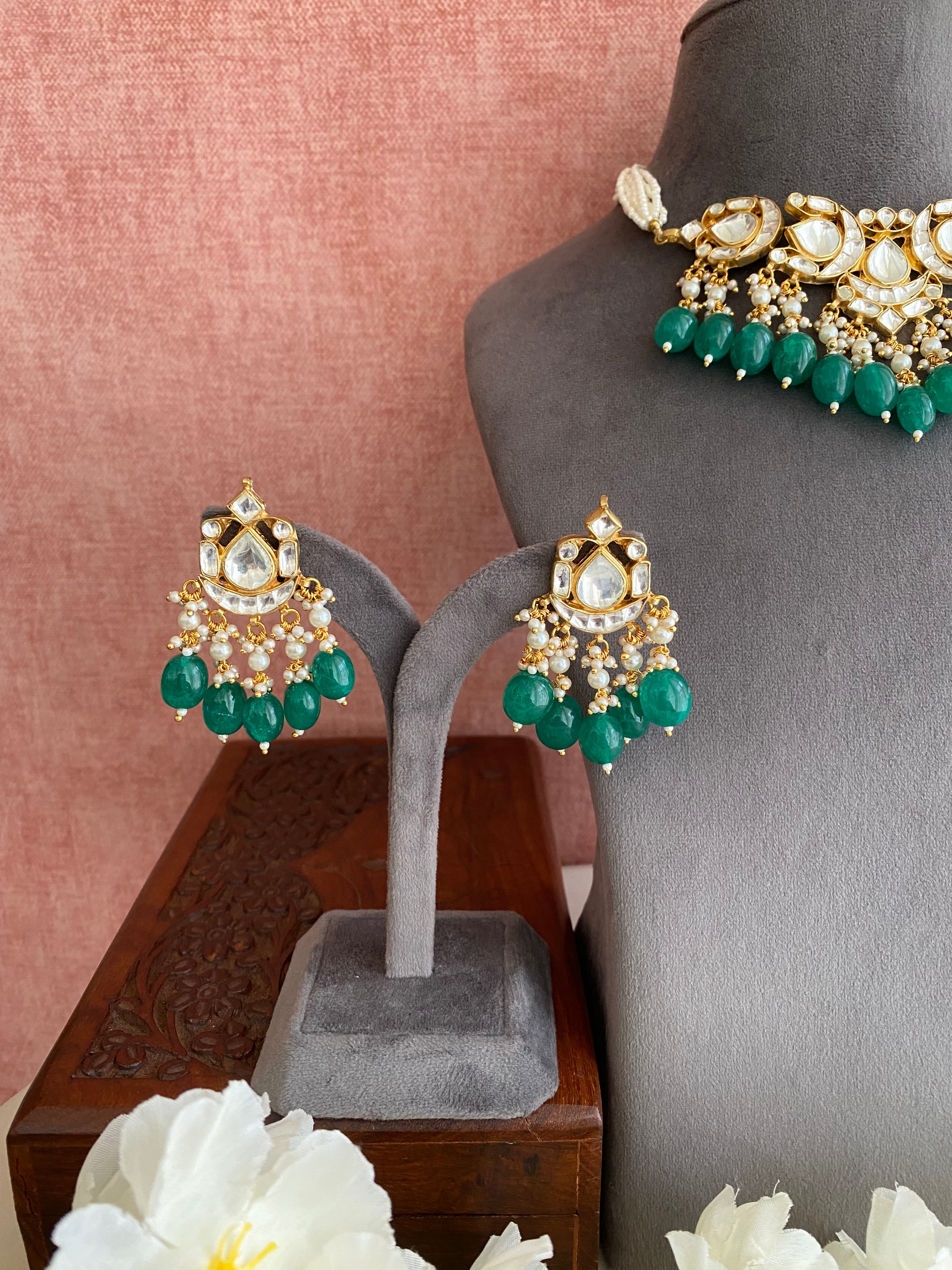 Gold plated Kundan Choker set