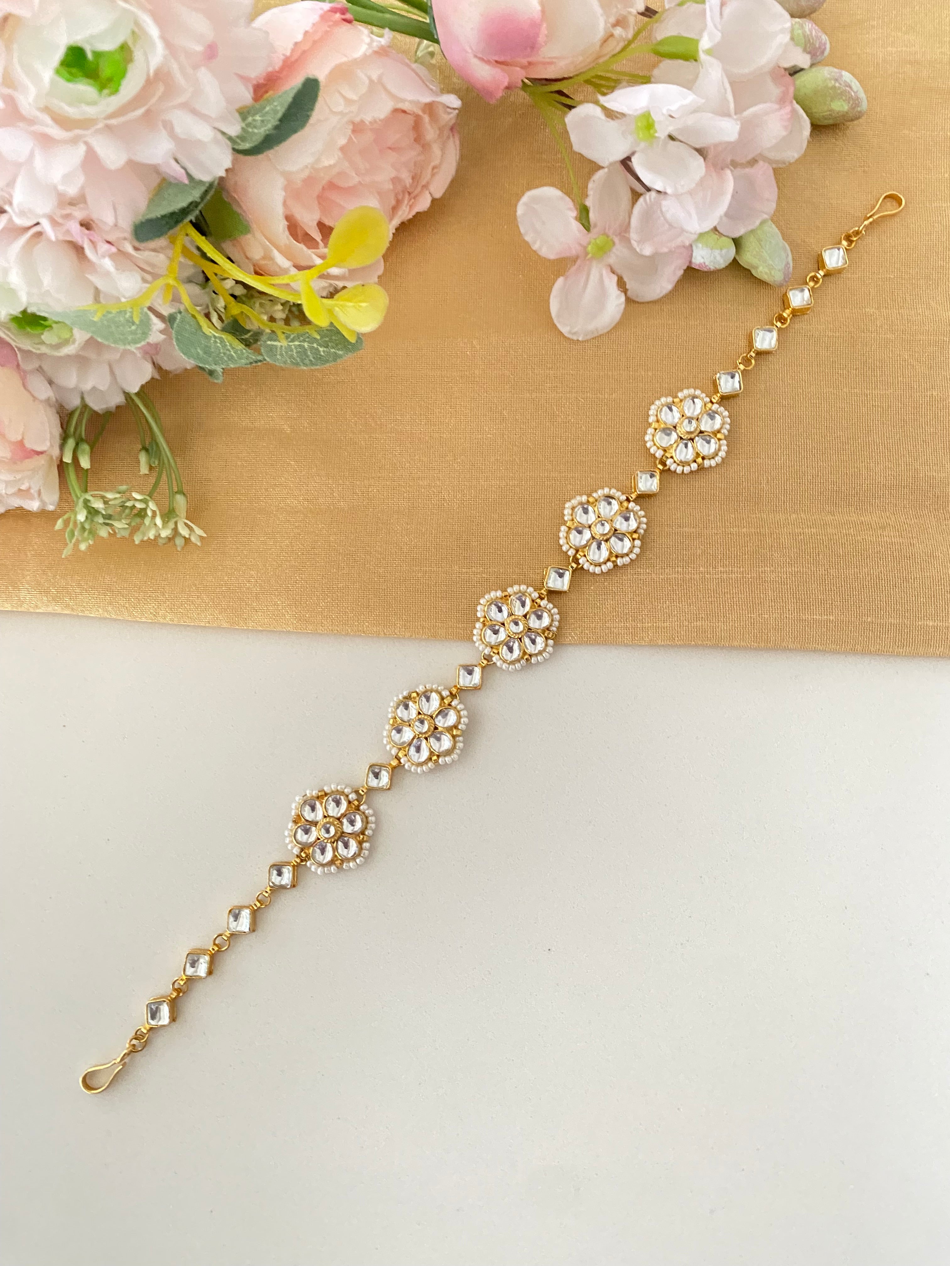 Gold plated Kundan Sheeshphool