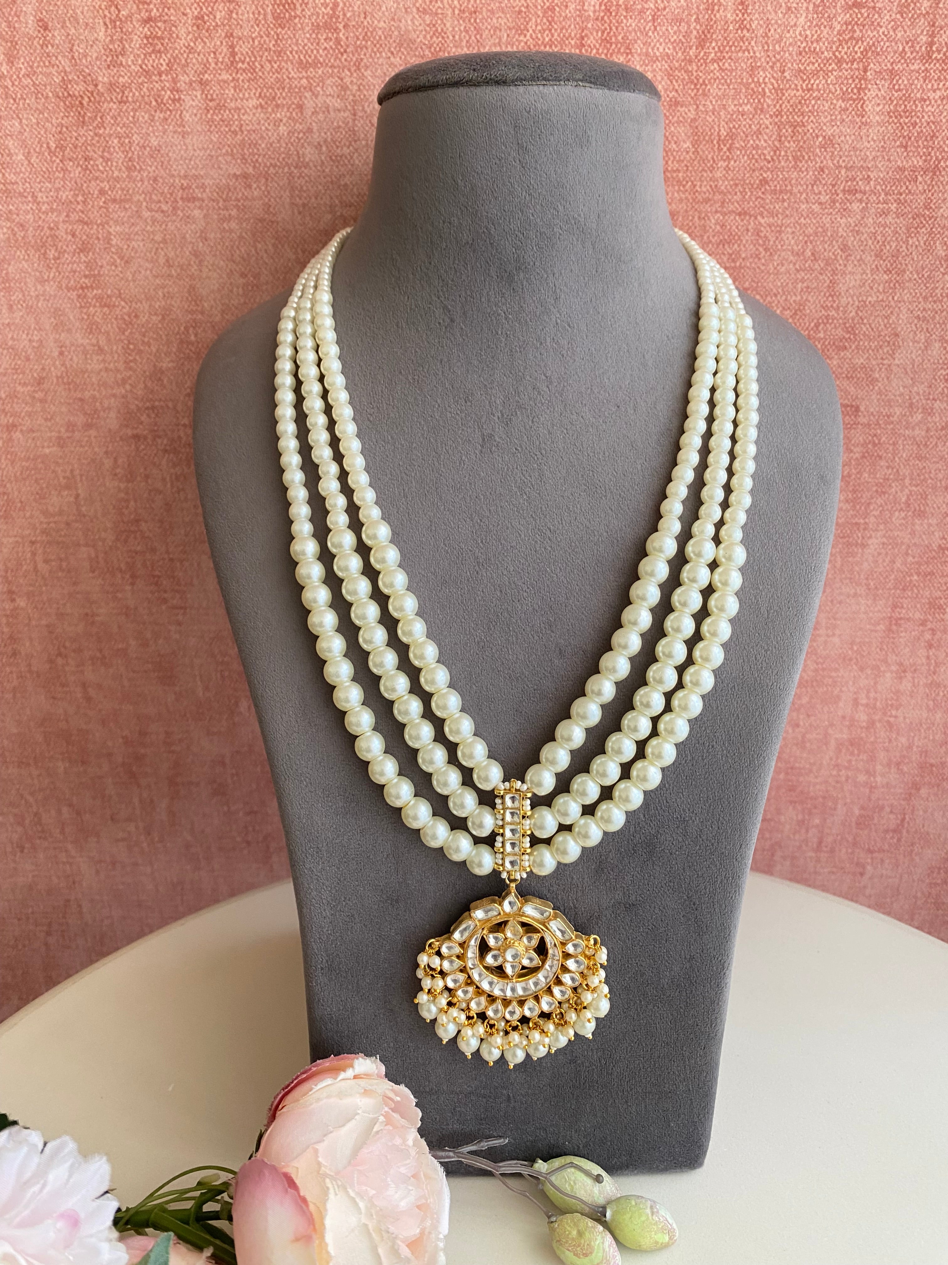 Gold plated Kundan Necklace