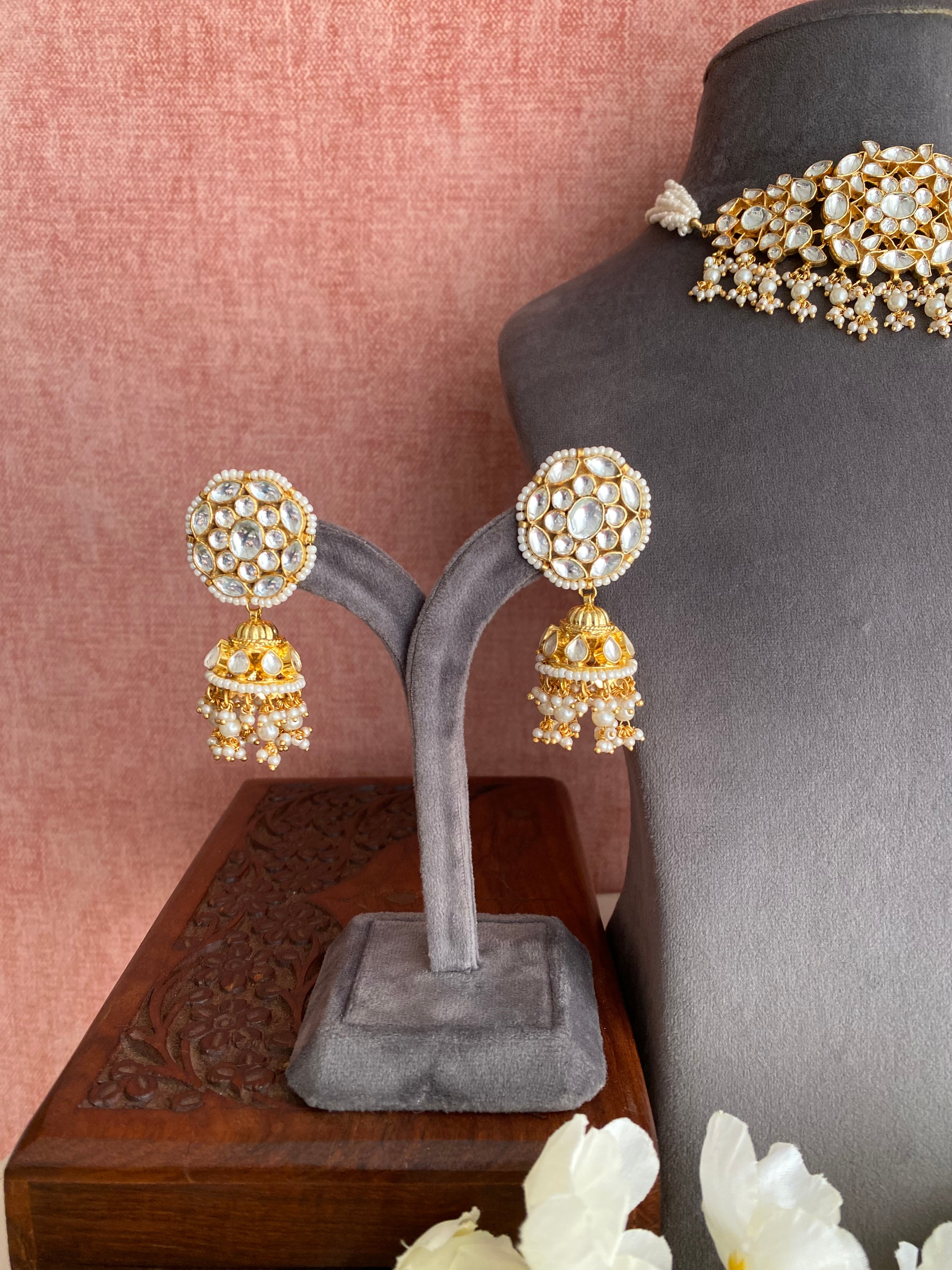 Gold plated Kundan Choker Set