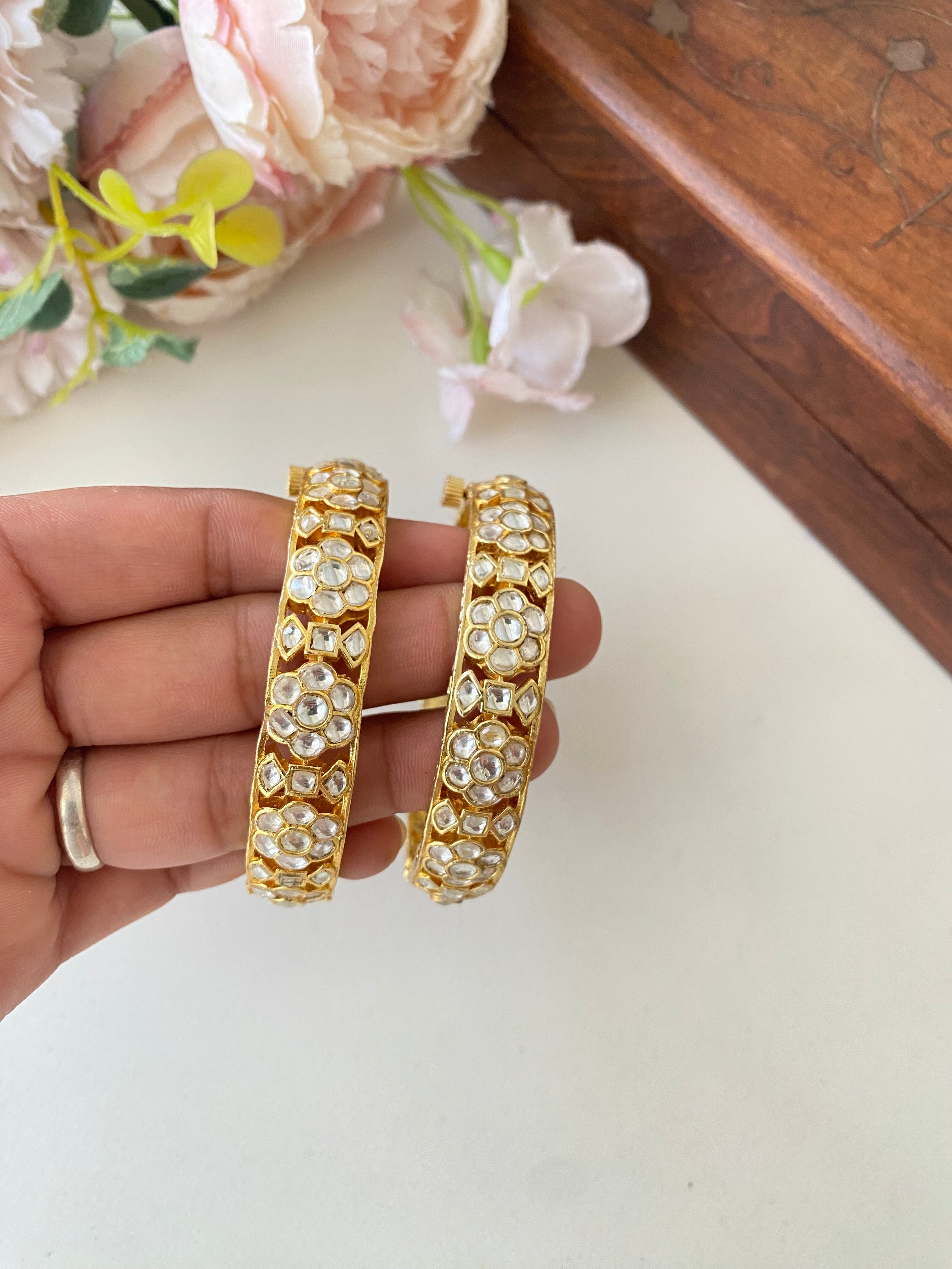 Gold plated Kundan Bangle