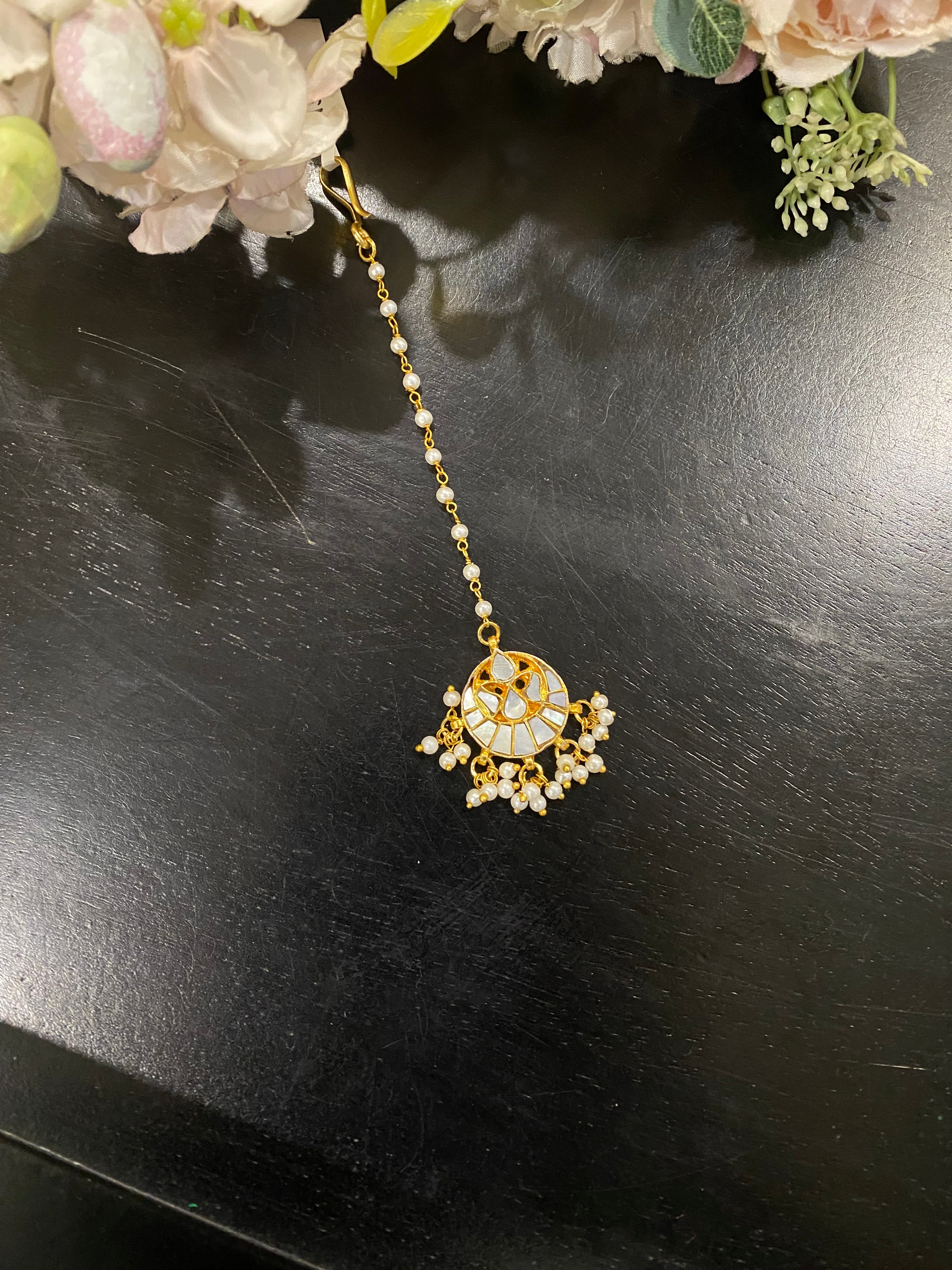 Mother of pearl tikka