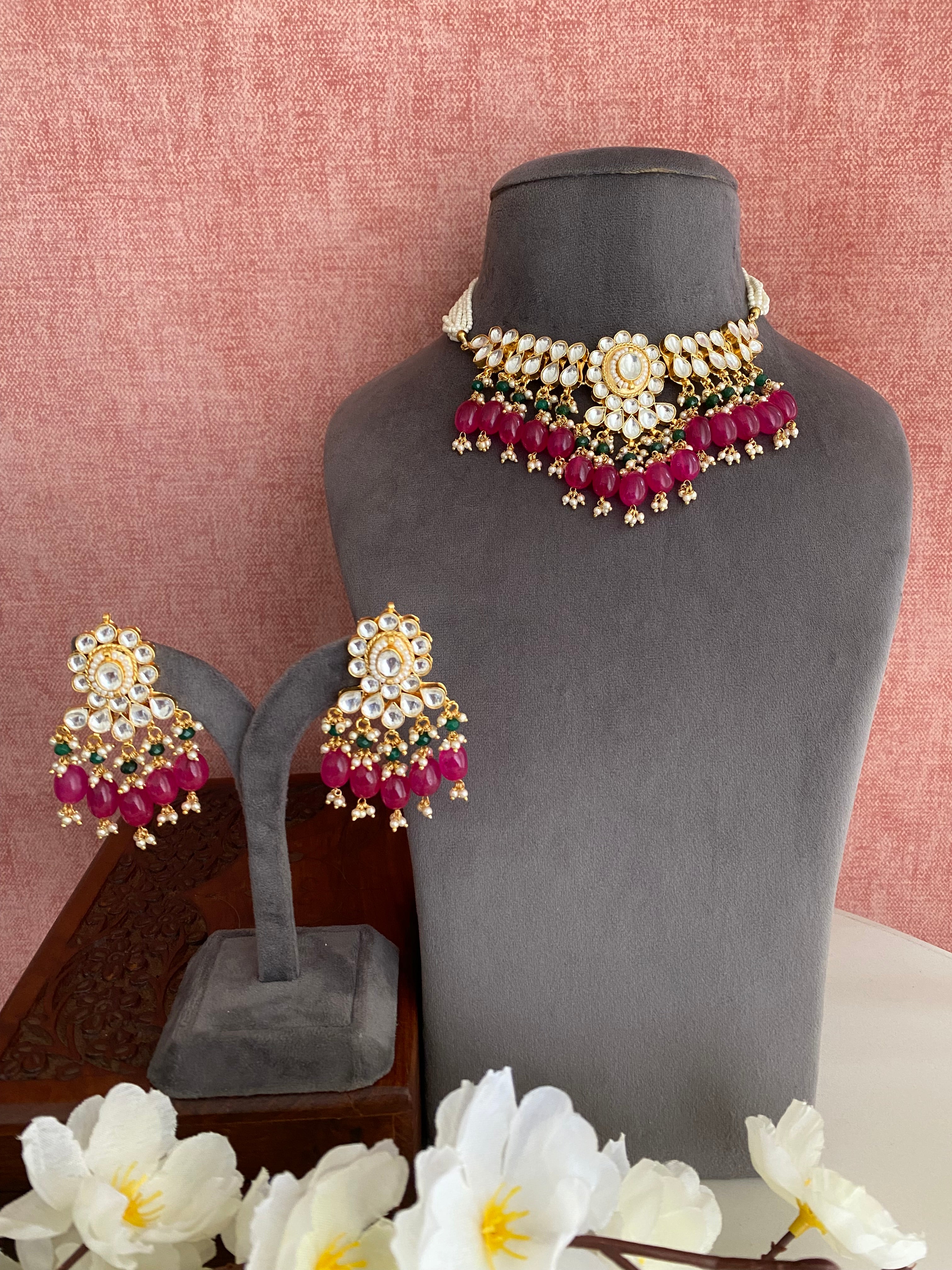 Gold plated Kundan Choker set