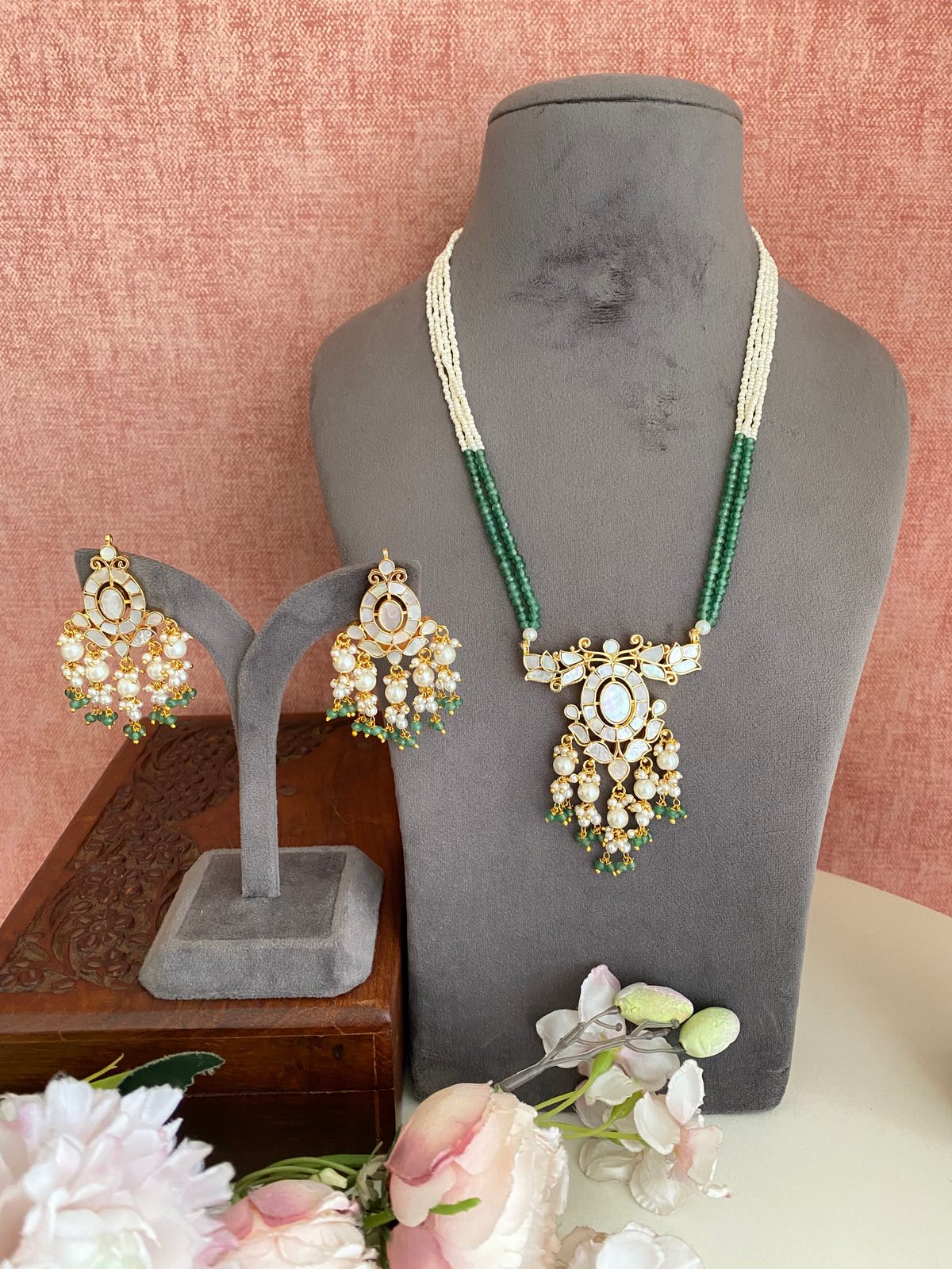 Mother of Pearl Long Set