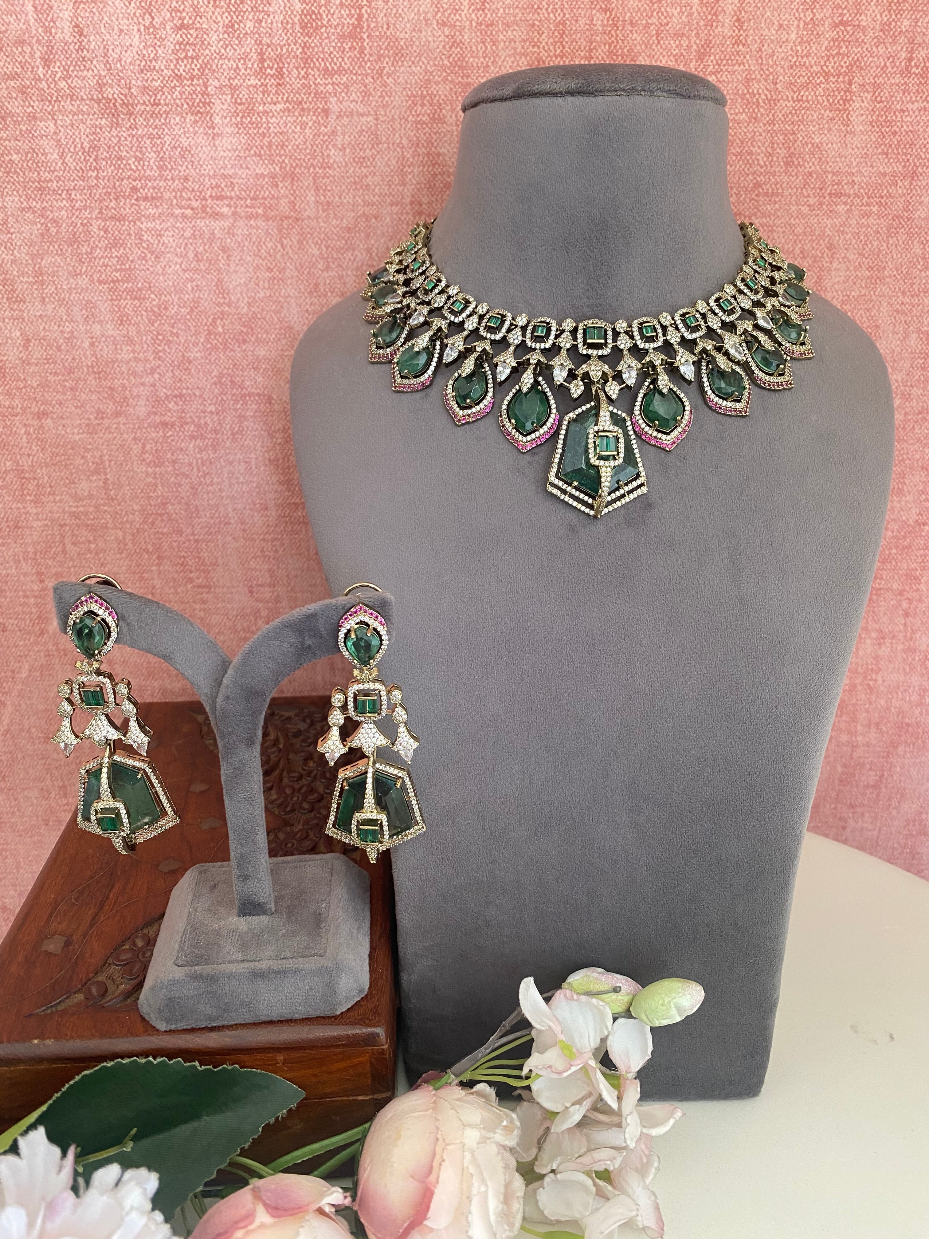 Green Diamond Necklace set