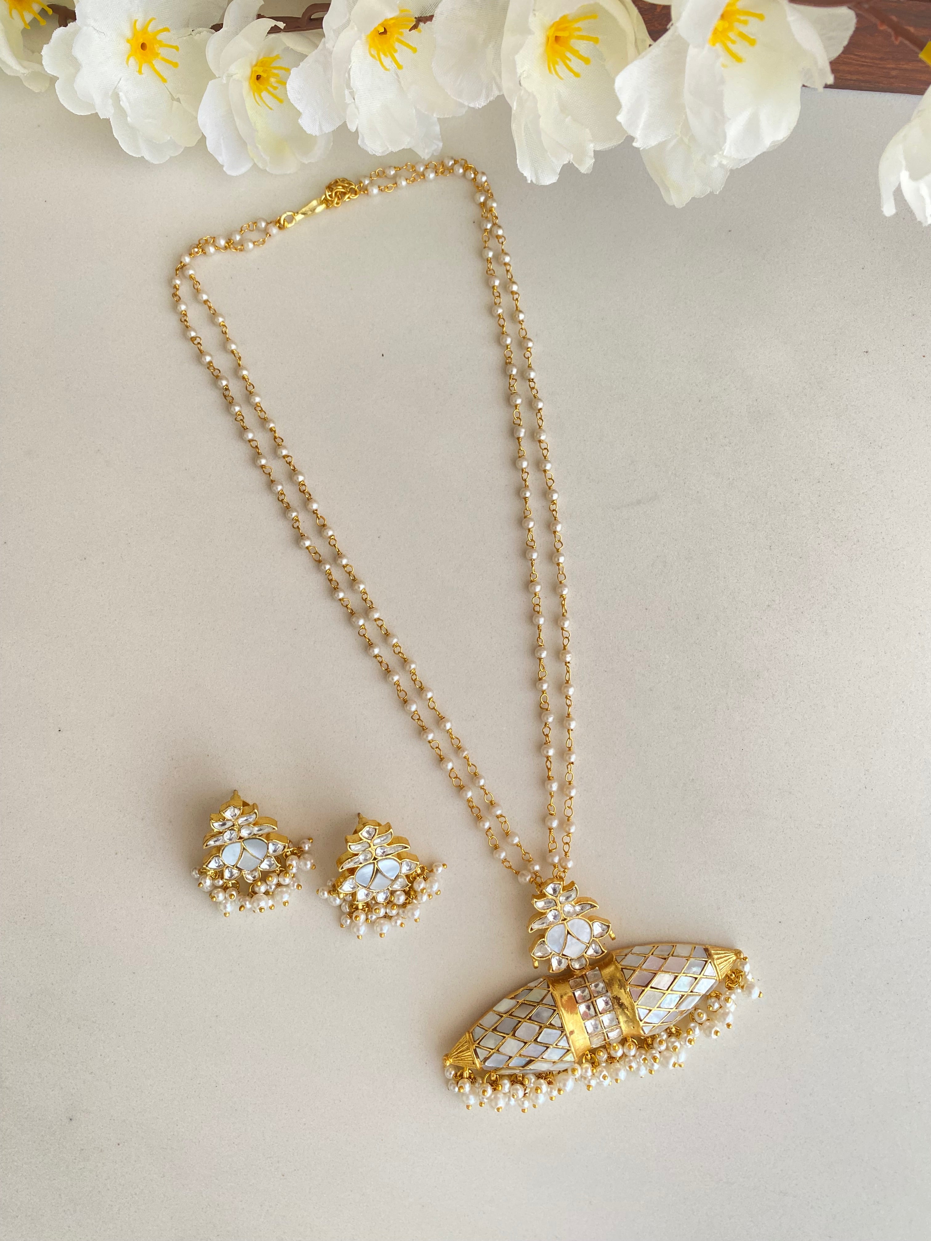 Mother Of Pearl Long set